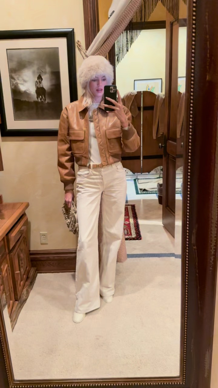 Last night in Montana 🤎 Love the leather details! 

 #LTKWatchNow #LTKStyleTip