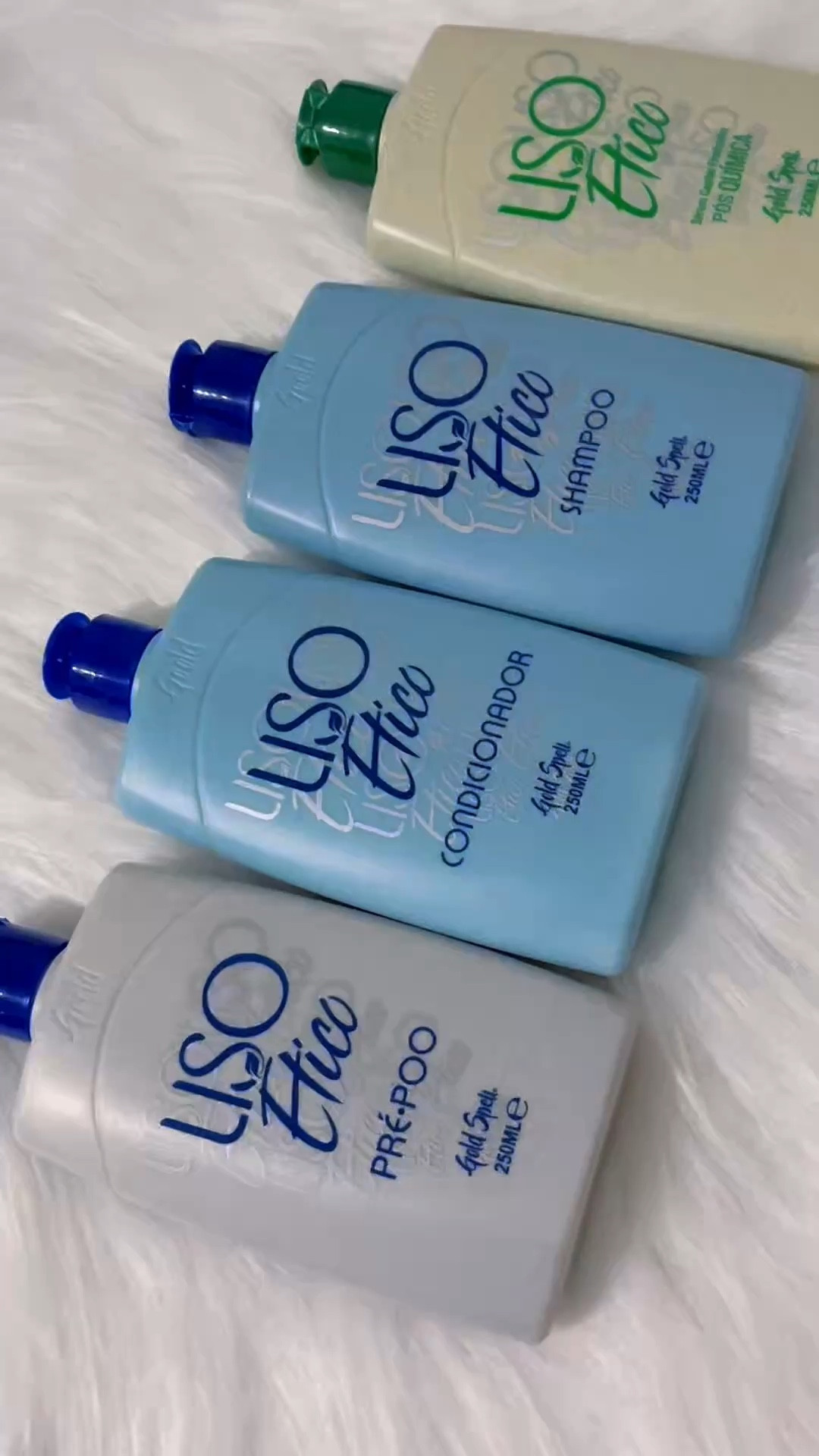 🩵 LISO ÉTICO POR 39,99 🩵 

Como isso é possível? Só o finalizador da linha já custa cerca de 150 reais… E hoje você leva o kit completo por 159,97 😱 

Ou seja, com praticamente o valor de um produto, você testa a linha inteira 🤌🏻✨ 

E quando você faz a conta ⤵️ 
159,97 ÷ 4 = *39,99 por item* 😮‍💨 

Linha profissional, resultado desde a primeira aplicação e um liso alinhado de verdade!! 

Se eu fosse você… já ficava pronta porque vai esgotar rápido 👀🔥 

Link: https://pay.goold.club/aff/96IYFX/CFA6VUZJ 

#lisoetico #goldspellcosmeticos #cabeloliso #dicadecabelo #dicadebeleza

#LTKbeleza #LTKpromo #LTKbrasil