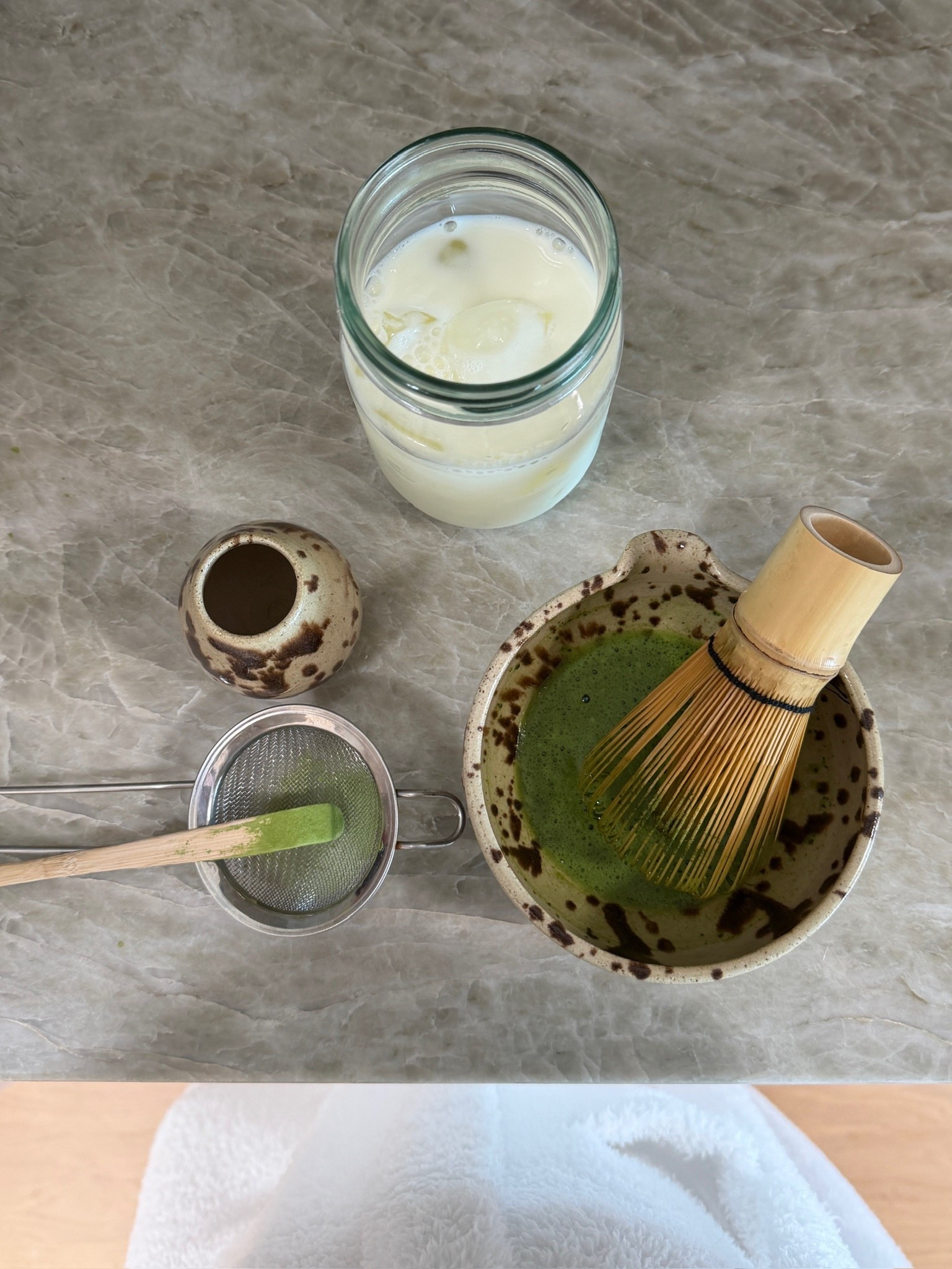 Matcha kit! #kathleenpost

Morning matcha, morning routine

#LTKdayinmylife #LTKmorningroutine