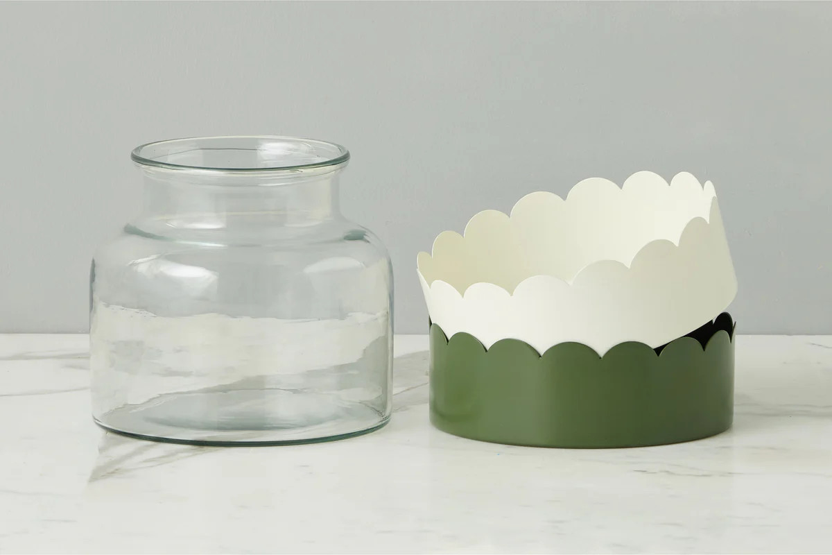2-in-1 Scalloped Bloom Vase, White/Spruce Green | etúHOME