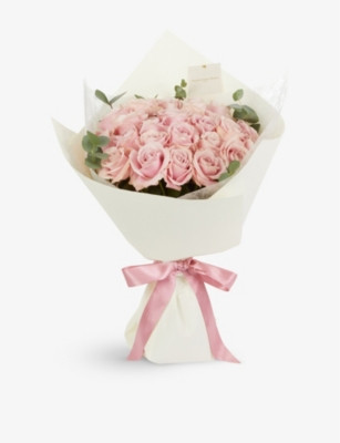 24 Pink Roses bouquet | Selfridges