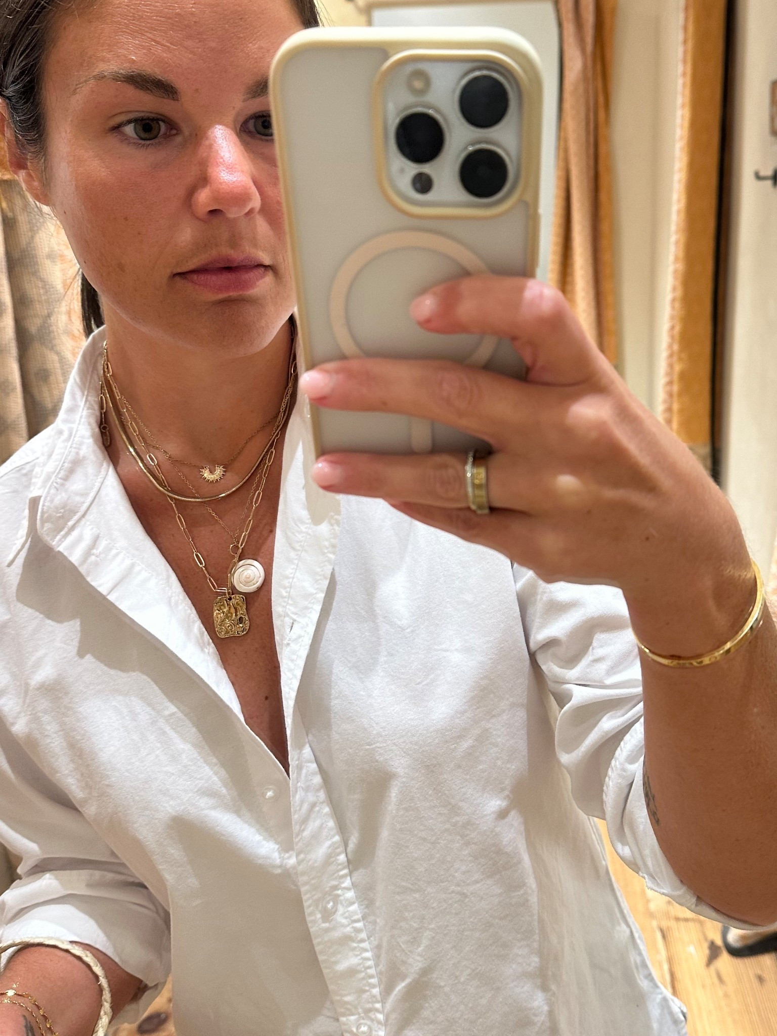 The perfect accessory for any upcoming vacations!! As soon as I saw it I knew I had to have it. Perfect for here in florida or any tropical getaway. 



#LTKFindsUnder100 #LTKTravel #LTKootd
