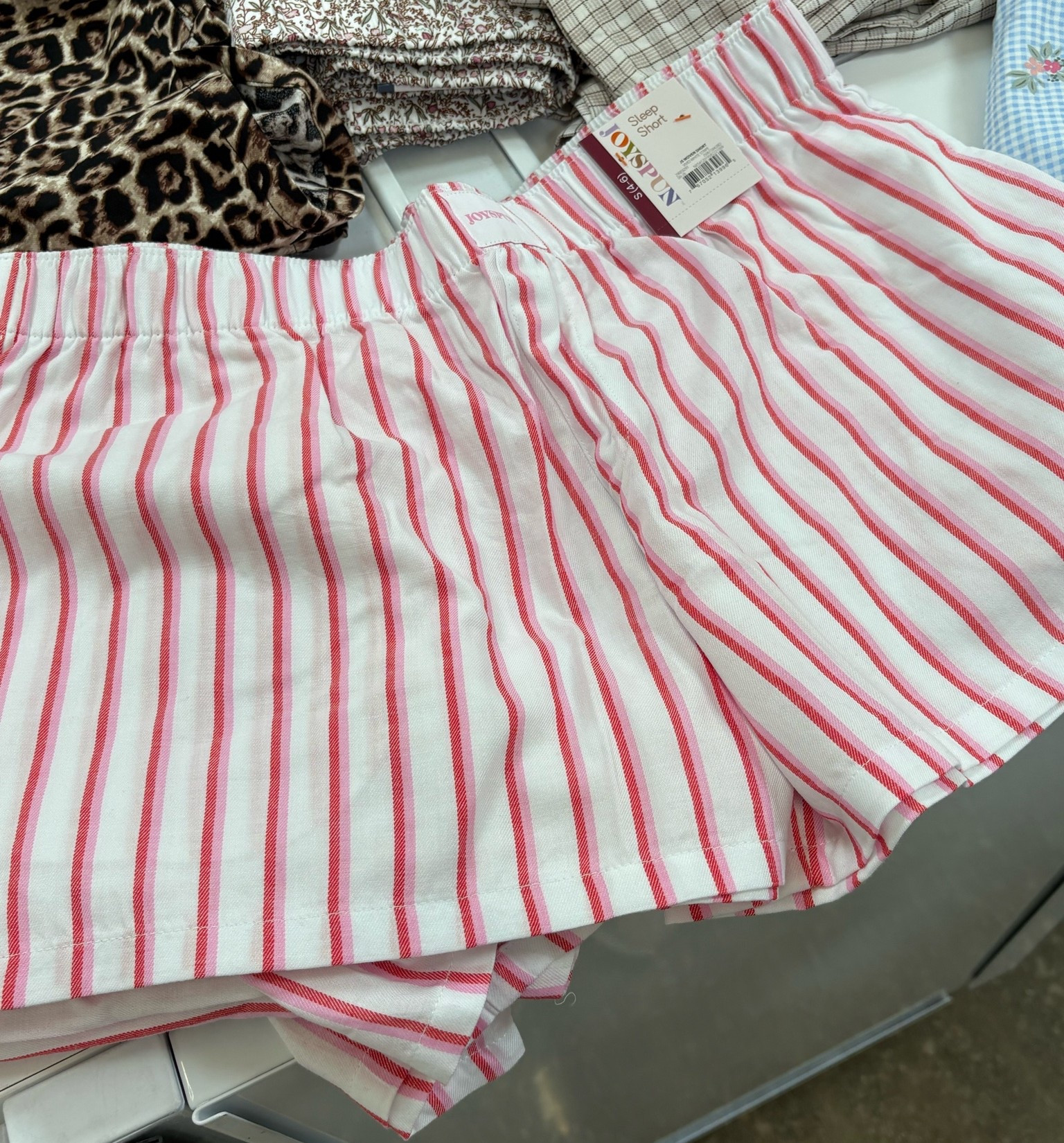 Joyspun Women's Woven Pajama Boxer Shorts, 3'' Inseam, Sizes XS-3X

The boxer short trend is NOT going anywhere 🖤✨

These Joyspun Women’s Woven Pajama Boxer Shorts (3” inseam) are the perfect mix of comfy + cute. Designed in a relaxed woven fabric with an easy elastic waistband, they’re made for lounging, sleeping, or styling that effortless cozy-girl outfit everyone is loving right now.

Pair them with an oversized tee, tank, or hoodie for the ultimate laid-back look—perfect for summer nights, lazy weekends, dorm life, or everyday comfort.

At just $9, these are an affordable Walmart find that totally nails the boxer short trend without the boutique price tag.

#LTKStyle #Joyspun #BoxerShorts #PajamaShorts #LoungewearTrend #CozyGirlAesthetic #WalmartFashion #AffordableStyle #Sleepwear #WomenStyle #LTKFinds #DormEssentials

#LTKdayinmylife