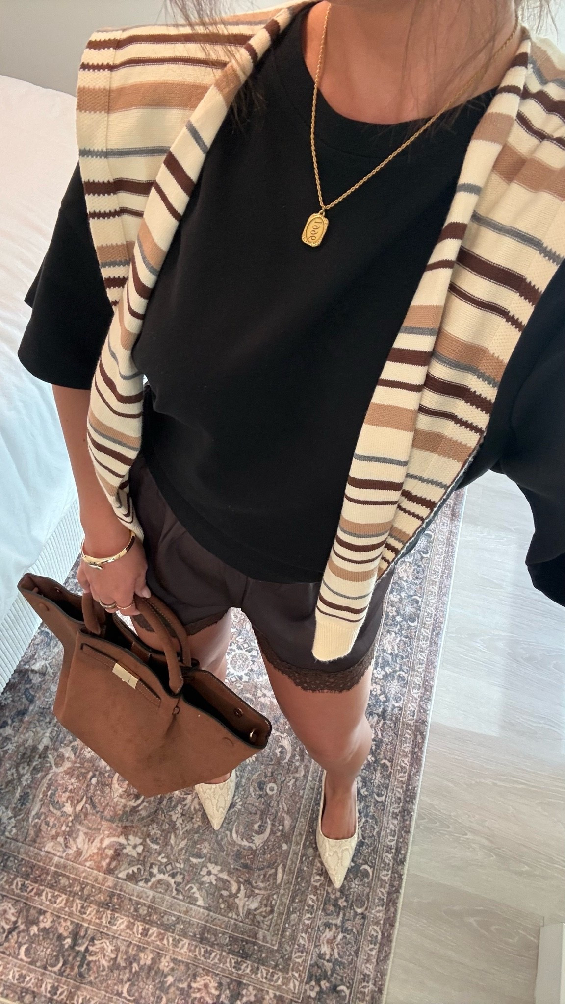 M top and M shorts

#LTKootd