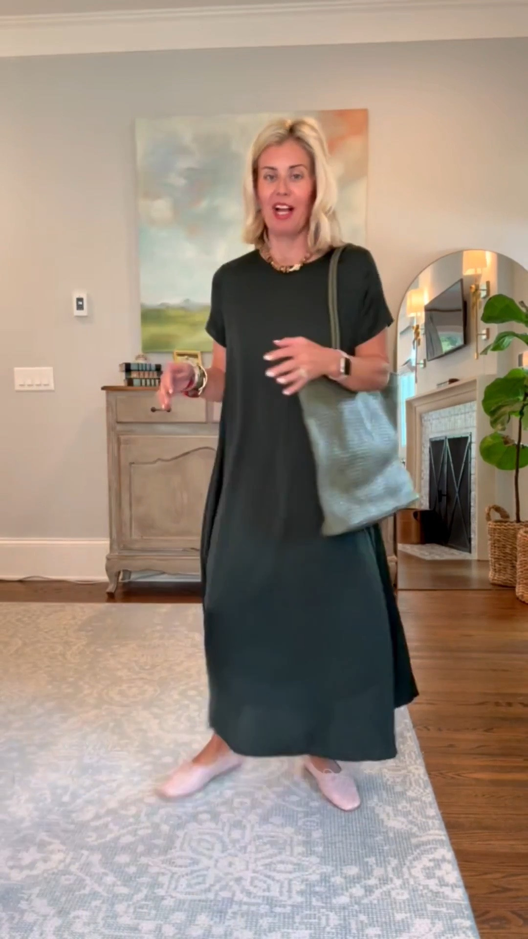 Washable silk dress everyone needs! Wearing xs and 7 flats (size down).
Codes:
Erin McDermott- mixandmatch 
Allie + Bess - Catherine20


#LTKmomlife #LTKgrwm #LTKootd

#LTKvlog
