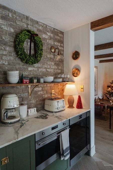 Christmas vibes ✨
-
Christmas decor
Kitchen decor
Holiday decor
Smeg

#LTKSeasonal #LTKHoliday #LTKhome