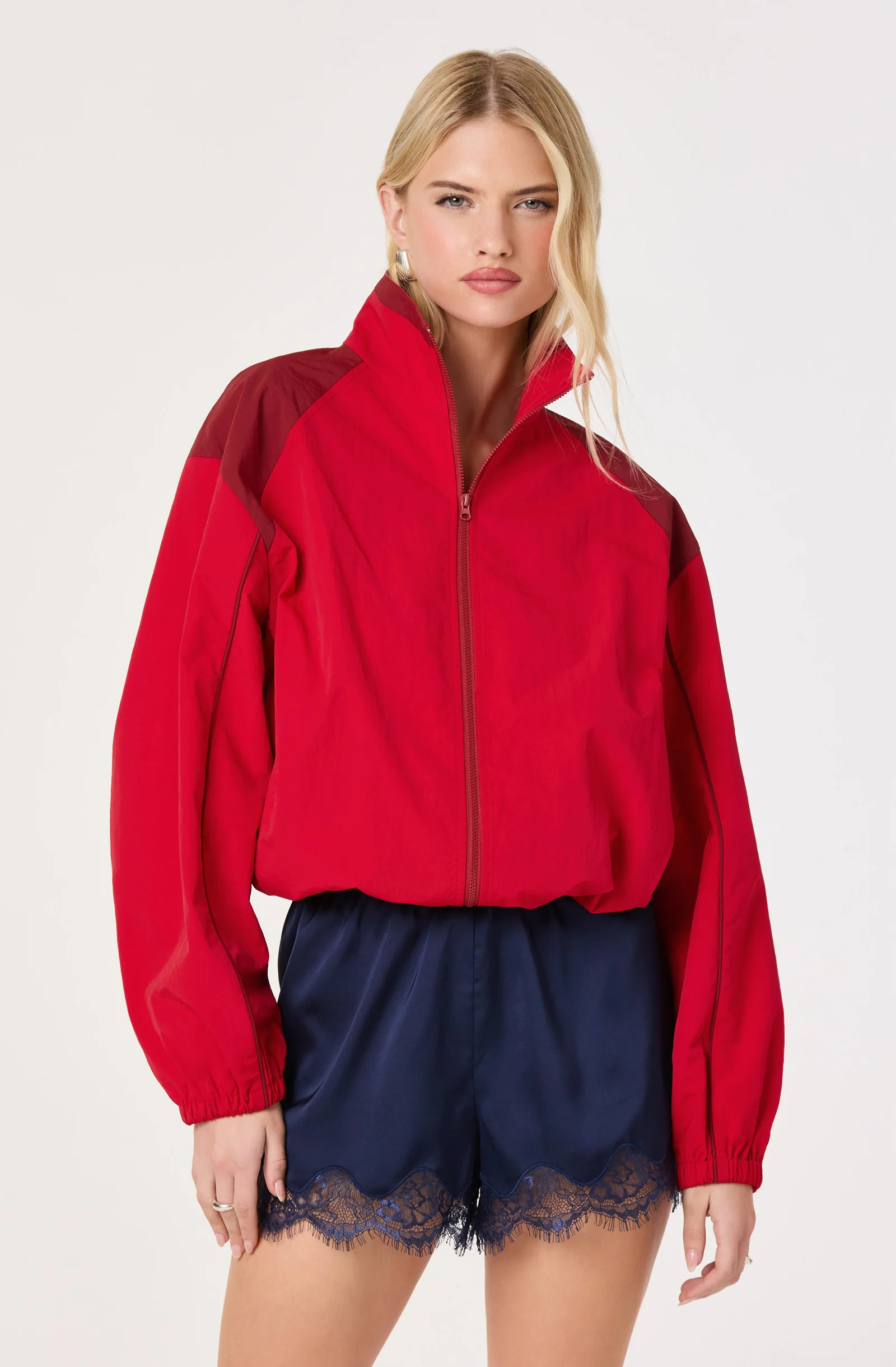 Cameo Colorblock  Windbreaker - Red / M | ASTR The Label (US)