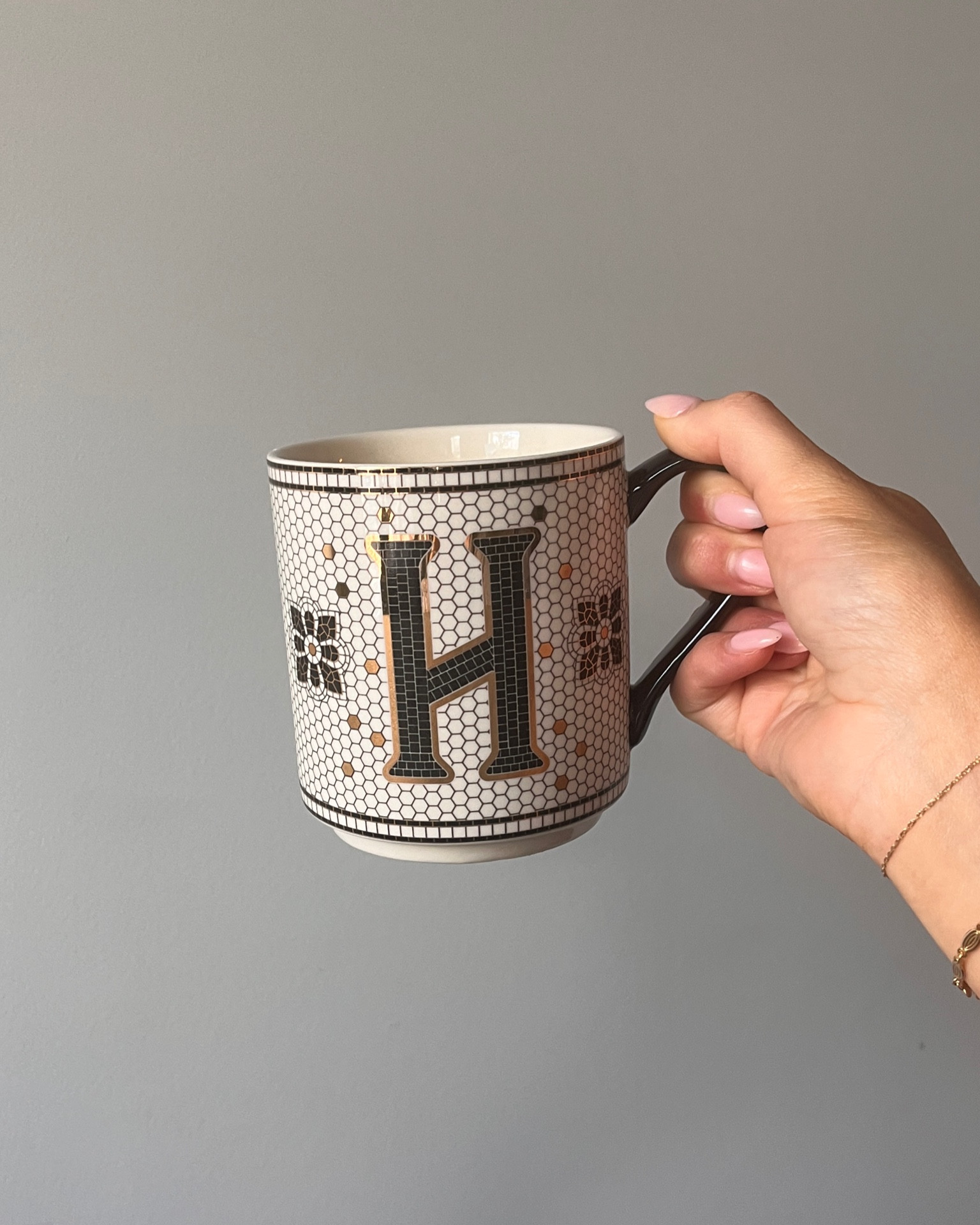 Favorite mug in my rotation ✨🫶🏻☕️🫖

#LTKFindsUnder50 #LTKHome #LTKSeasonal