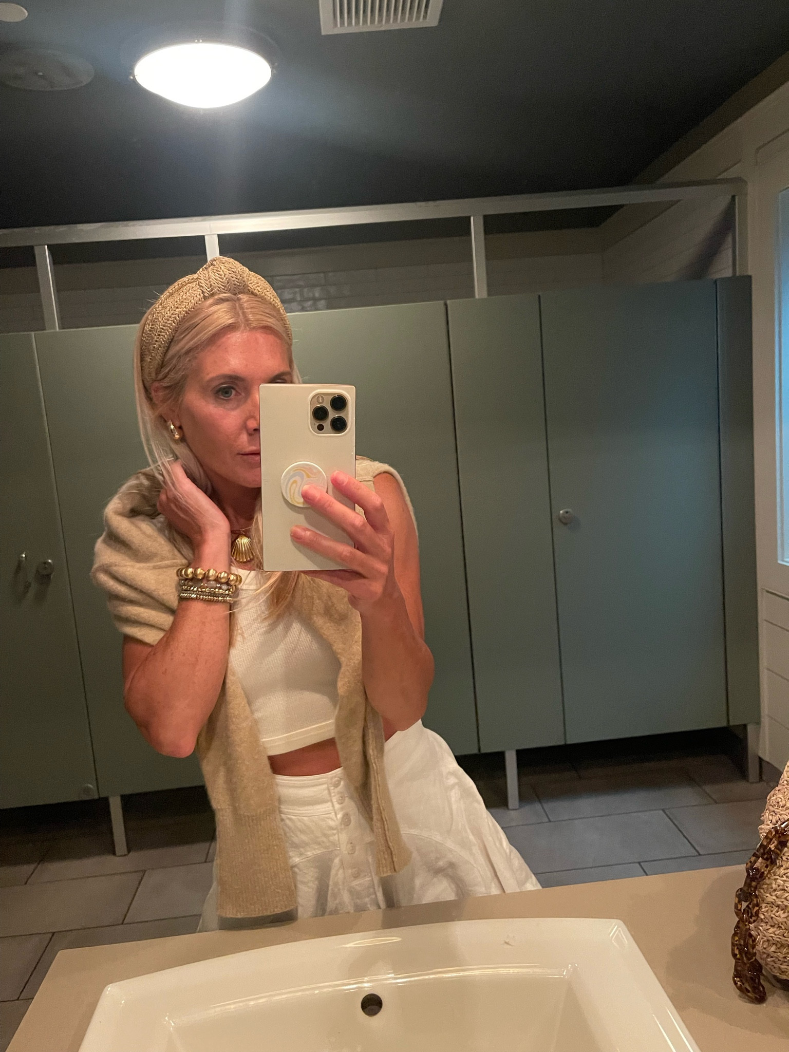 Linking all the jewelry and accessories
Amazon
JCrew
