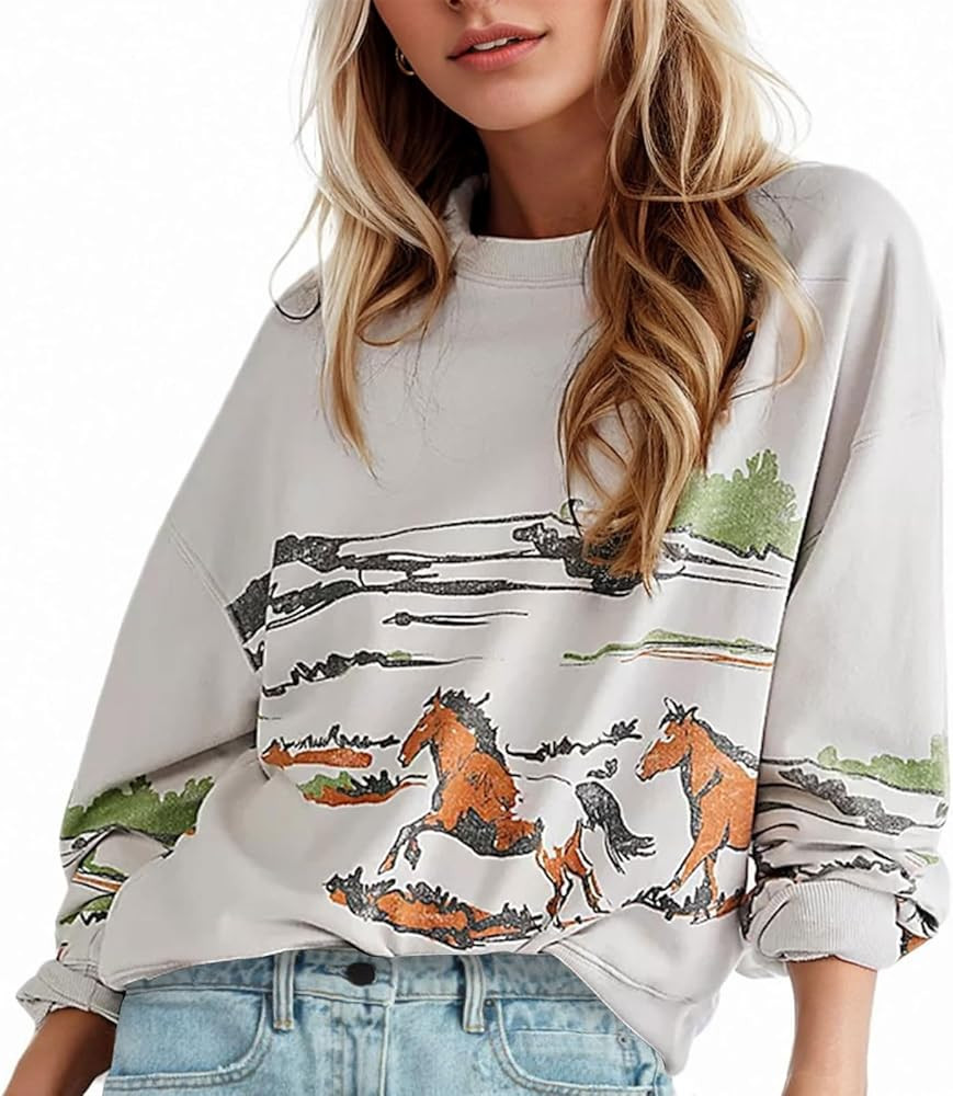 Graphic Sweatshirts for Women Running Horse Print Oversized Crewneck Sweatshirt Y2k Long Sleeve V... | Amazon (US)