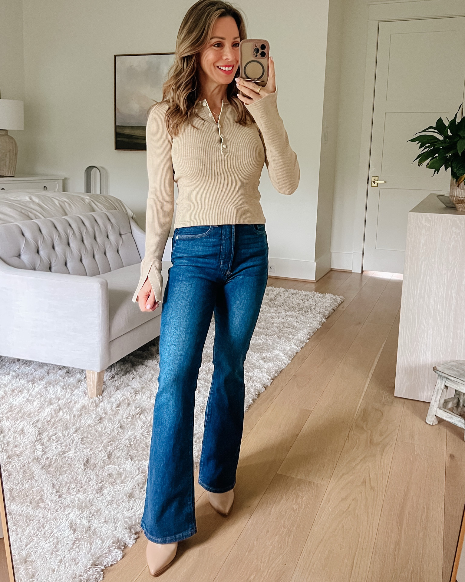 You know I love a henley and paired with the dark denim it’s just so pretty

Top Fit: I’m wearing an XXS 

Jeans Fit: I’m wearing a 0P

#LTKgrwm #LTKPetite #LTKOver40