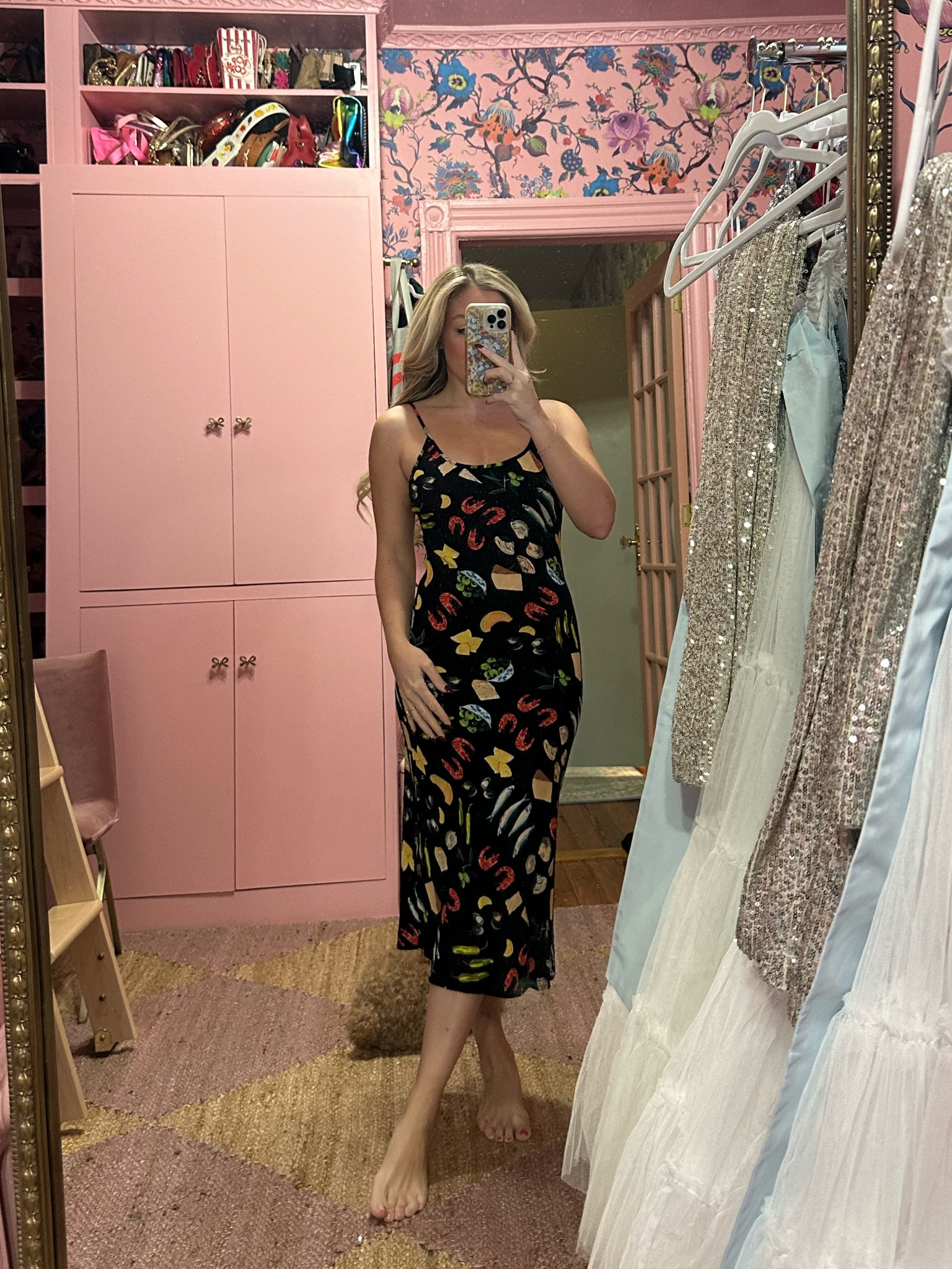 Lisa says gah tapas dress food slip dress black size small

#LTKGiftGuide #LTKHoliday #LTKSeasonal