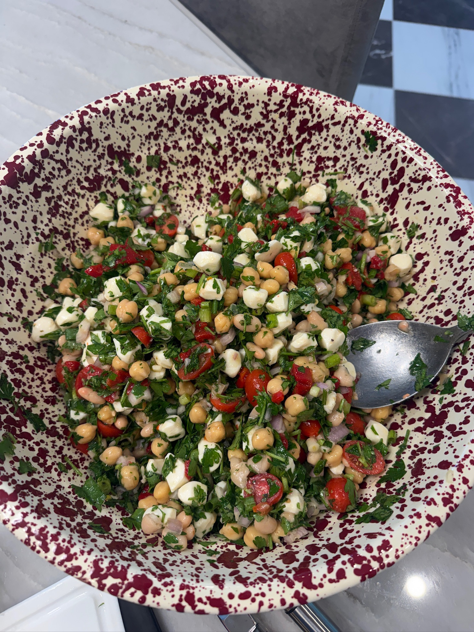 Here are some new dishes for my kitchen!

serving bowls, enamelware, crockery, home decor, kitchen accessories, Grace White

#LTKfoodie #LTKHome #LTKSaleAlert