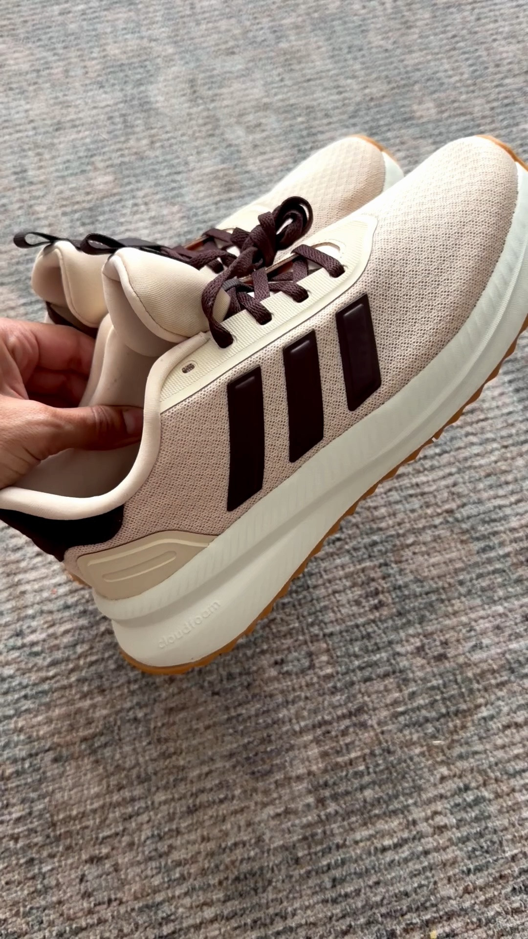 the best fall sneakers!!! 
-
fall sneakers, fall shoes, athletic shoes, tennis shoes, neutral shoes

#LTKfitnessgoals