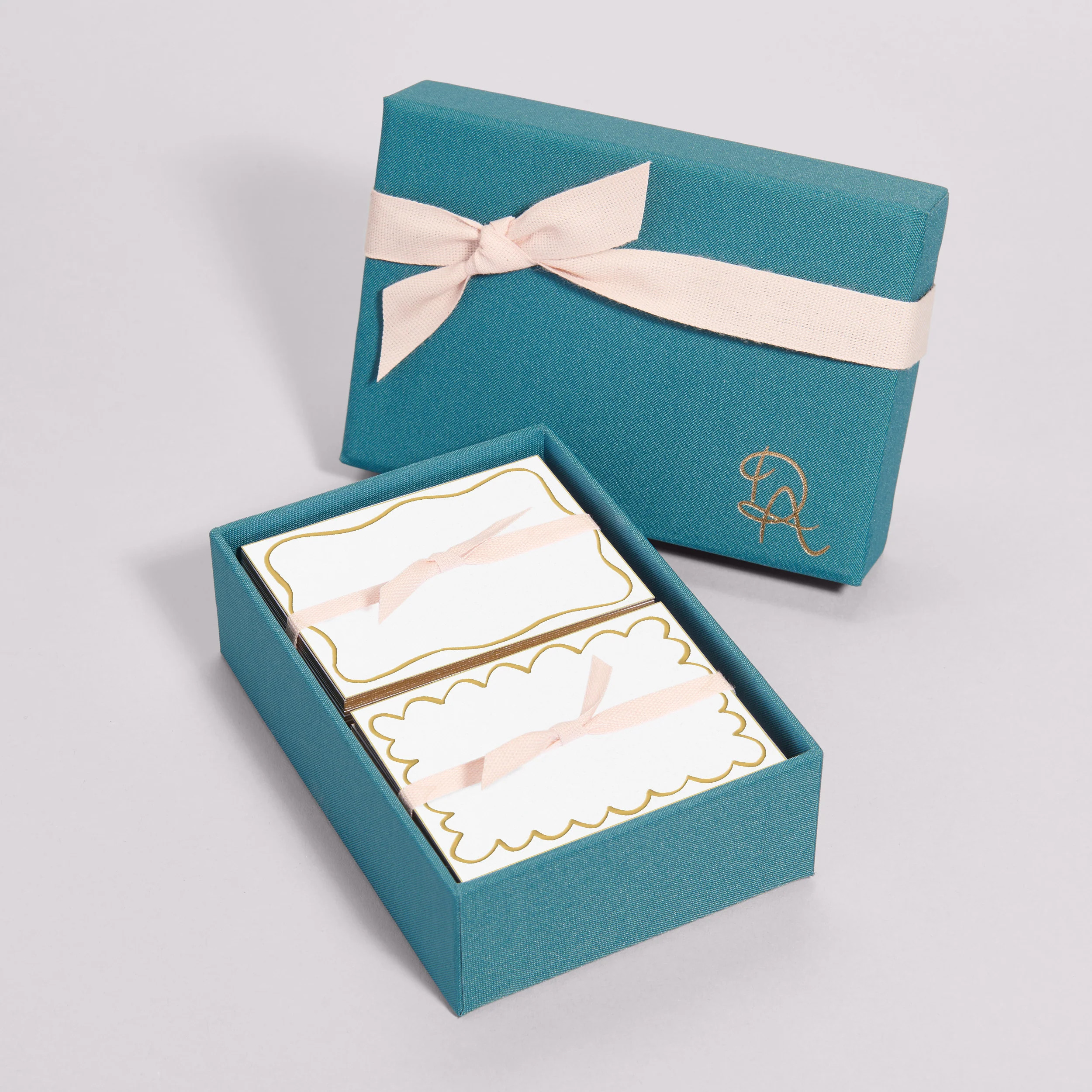 Golden Doodle Place Cards | Dear Annabelle