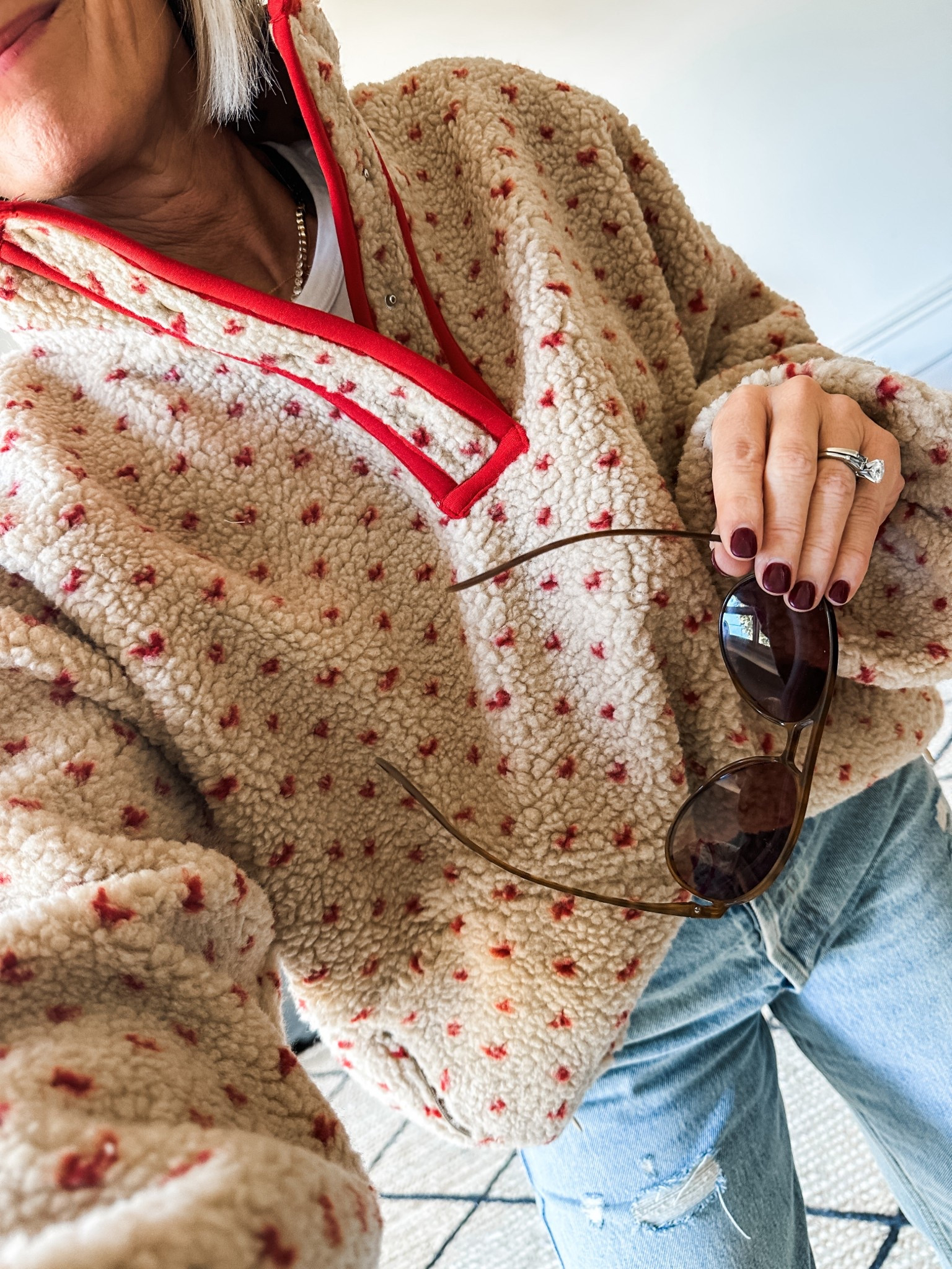 fleece in a small
so cute for the holiday seasonn

#LTKFindsUnder50 #LTKmomlife #LTKHoliday