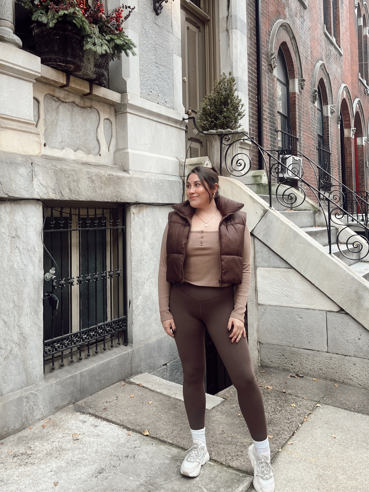 Neutral vibes in the city🤎

#LTKstyletip #LTKSeasonal #LTKunder50