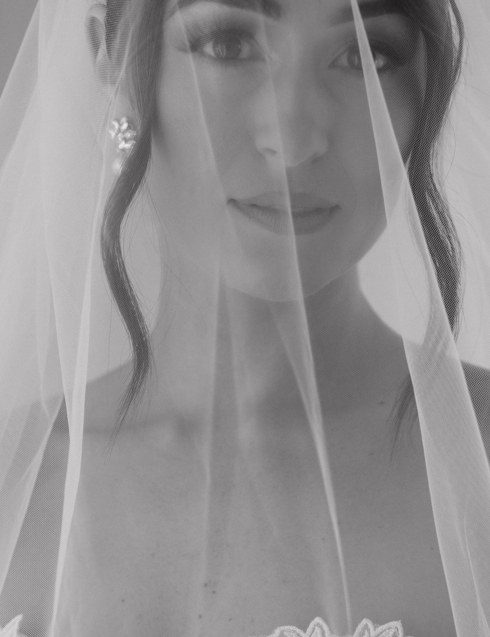 The wedding earrings 🤍


#LTKfindsunder100 #LTKwedding