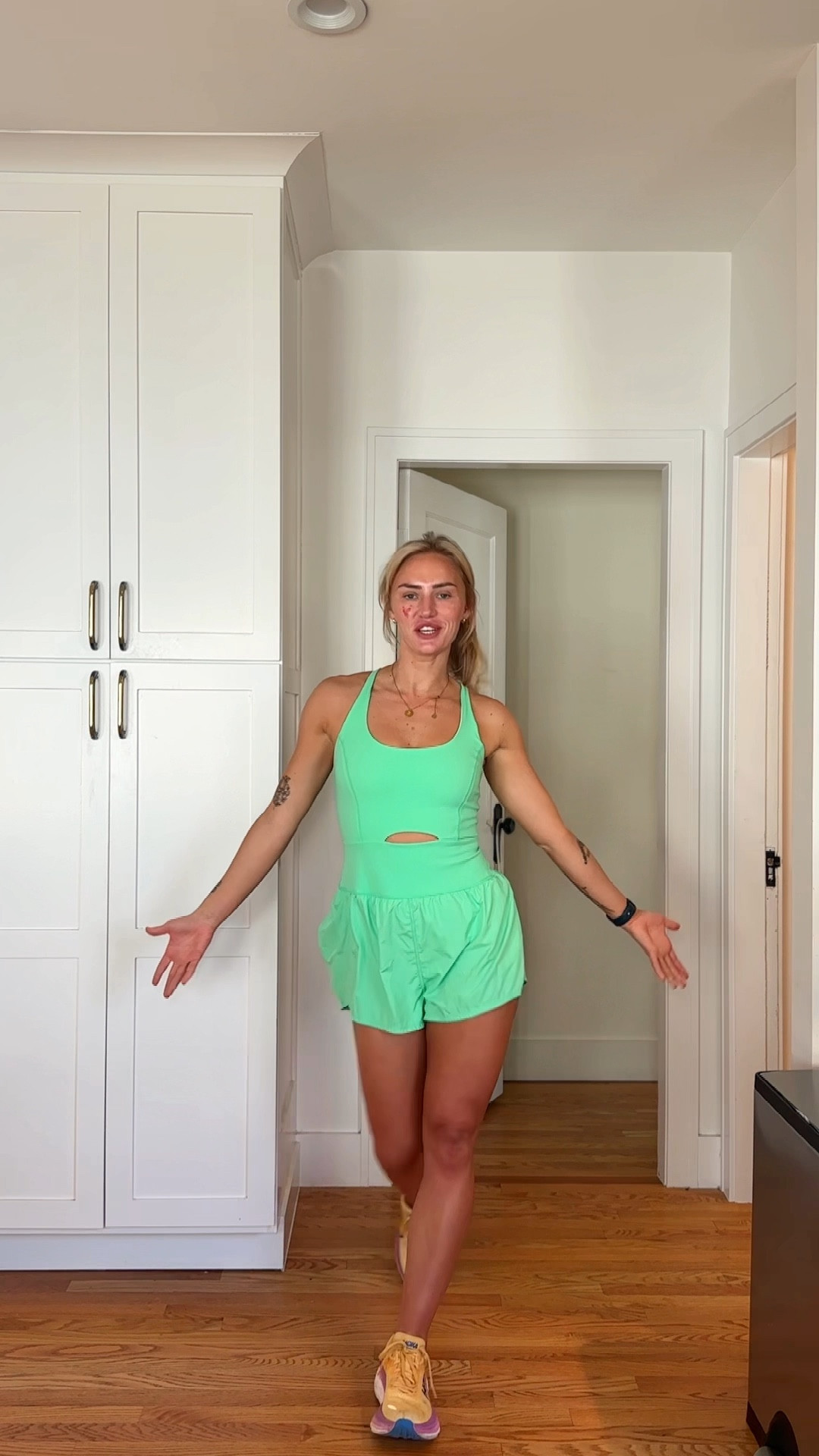 Colorful activewear 🫶🏻☀️

#LTKVideo #LTKSpringSale #LTKfitness