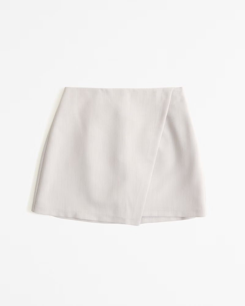 Abercrombie & Fitch Women's Menswear Wrap Mini Skort in Cream - Size S | Abercrombie & Fitch (US)