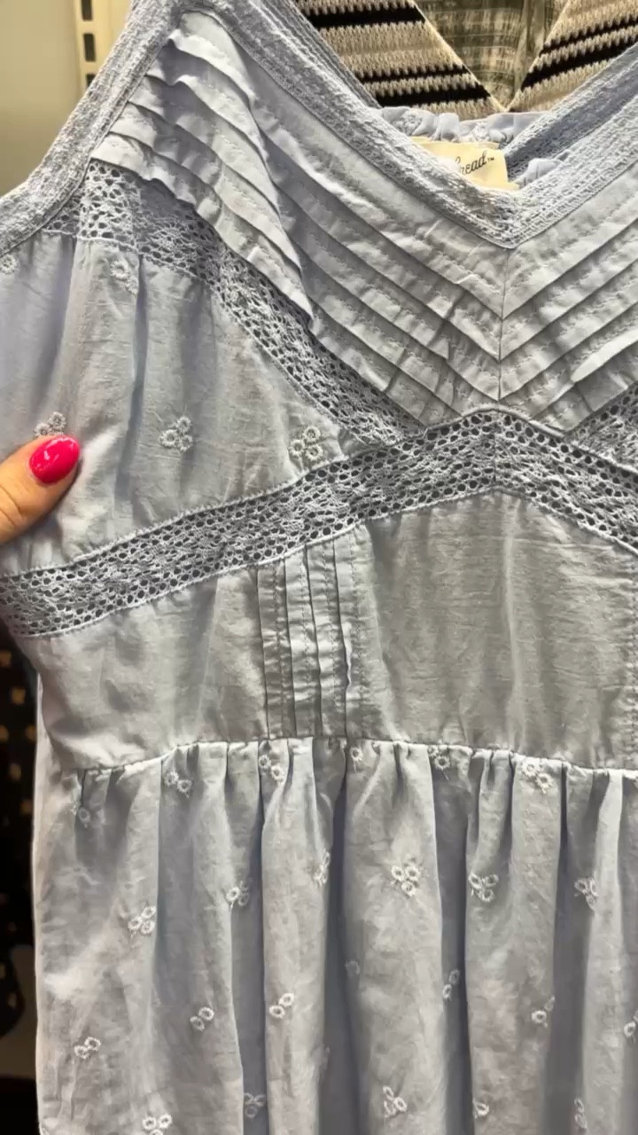 This dress is such a pretty summer find!!💙☀️

Spring, summer, vacation, travel, beach vacation, dress, @Target

#LTKootd #LTKSeasonal #LTKMidsize