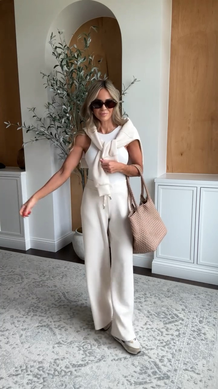 My favorite elevated lounge set that is perfect for travel - comes in length options and multiple colors - in love with the heathered oatmeal 🫶🏻 perfect everyday casual outfit great for momlife

#traveloutfits #airportoutfit #momoutfits

#LTKootd #LTKmomlife #LTKTravel