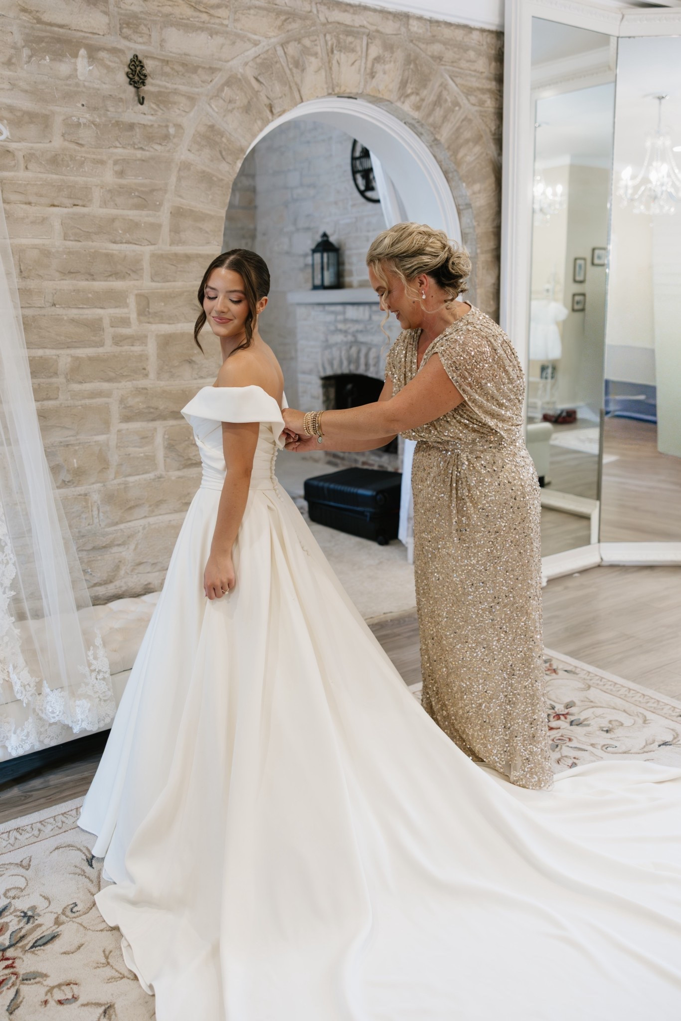A moment for my mom’s GORGEOUS mother of the bride dress🤩

#LTKWedding