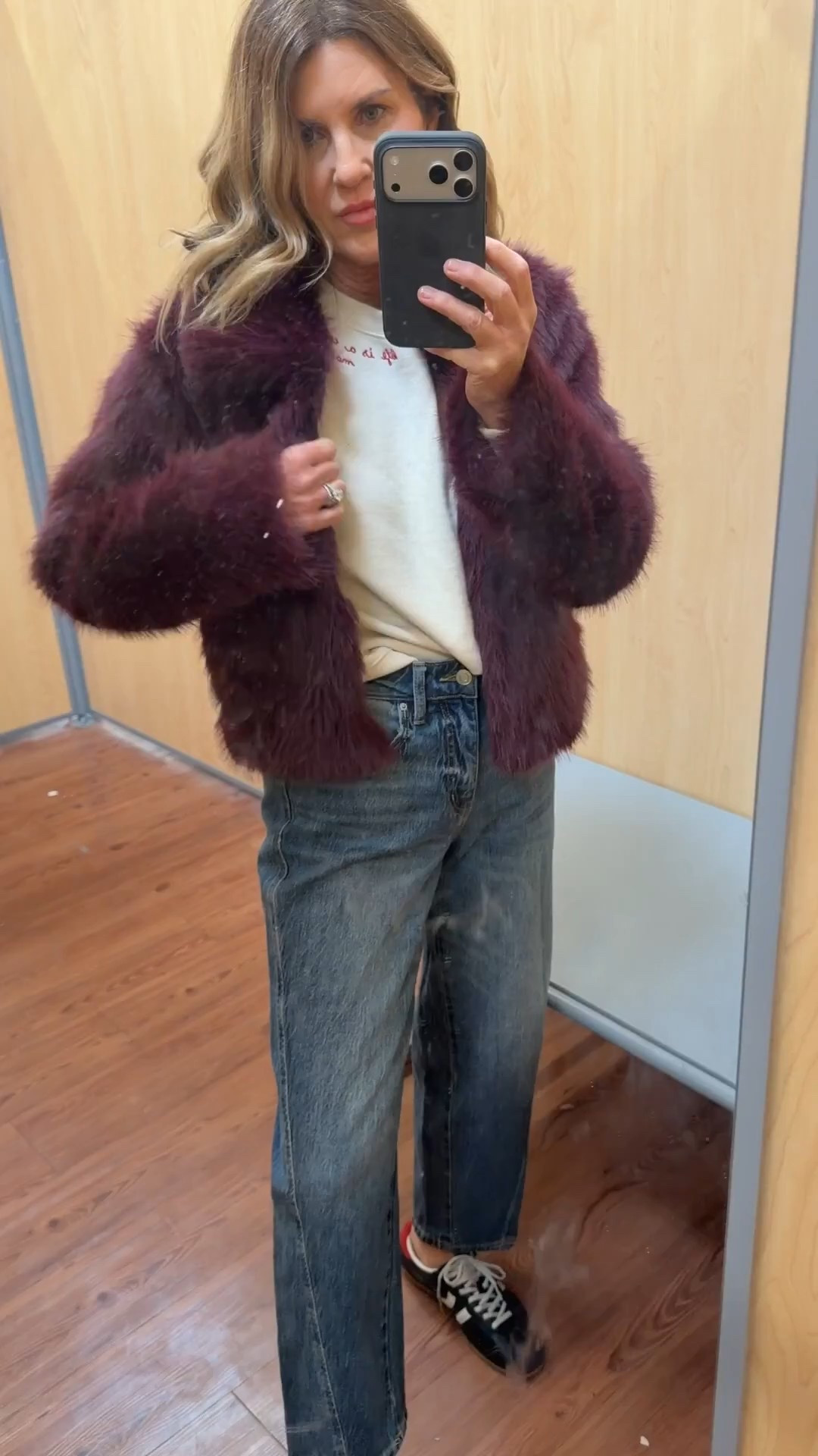 Size small jacket. Size 4 jeans 

#LTKOver40