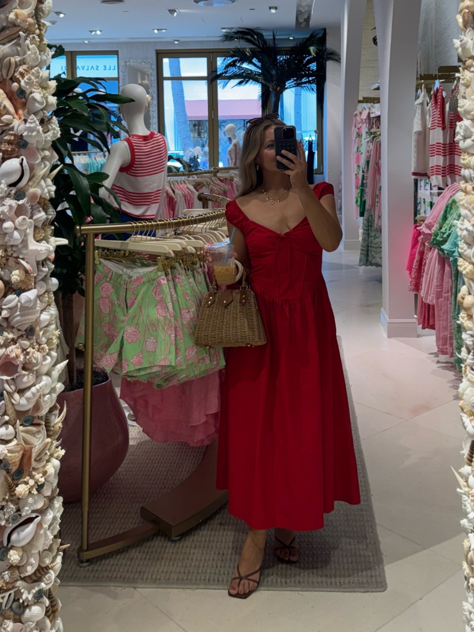 best summer dress! wearing a small petite 🍓 #abercrombie

#LTKootd #LTKPetite #LTKgrwm