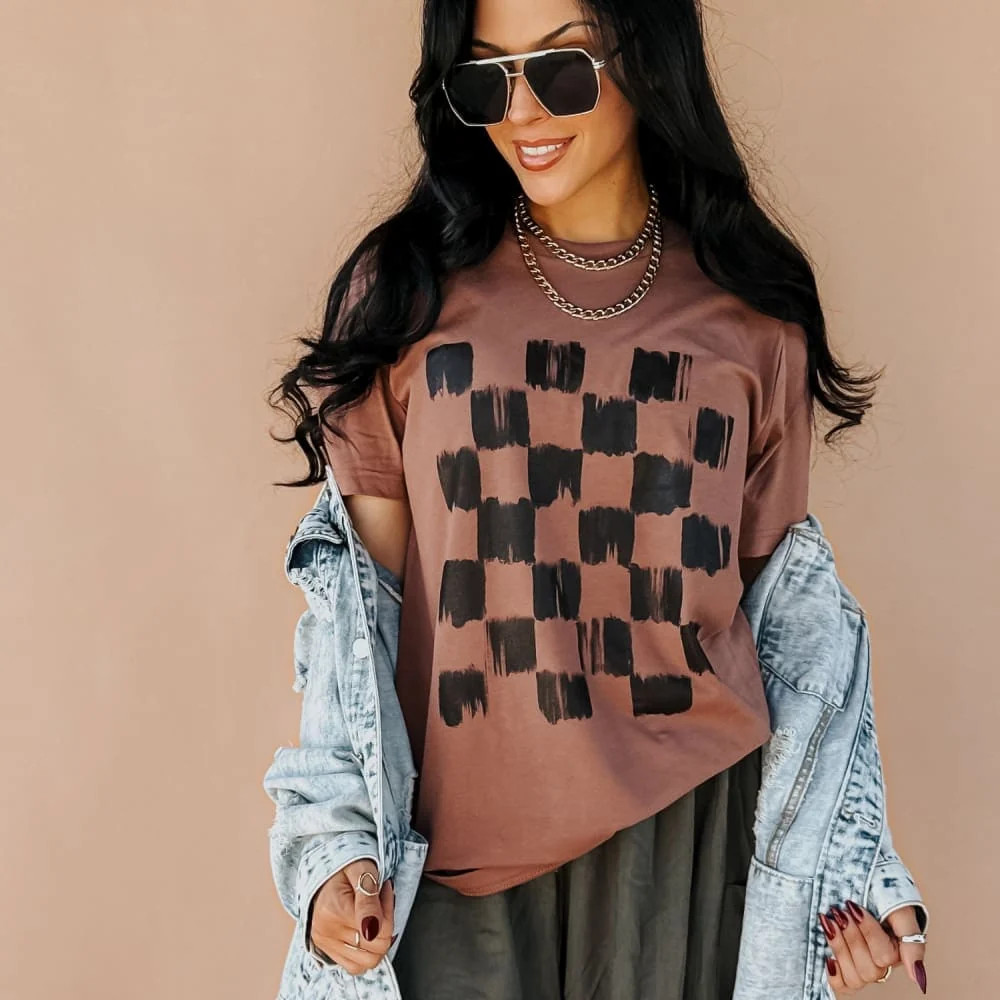Chic checkerboard Tee | Mountain Moverz