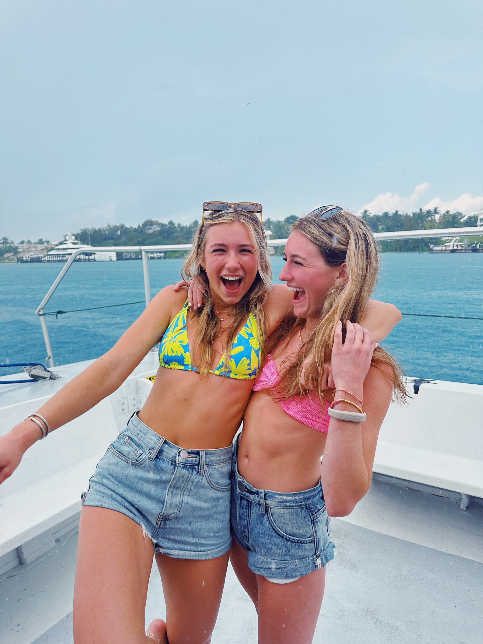 I could find Evie’s swimsuit in pink so I linked in other colors!!! Also I linked two pairs of one teaspoon shorts that I love, I’m not sure if they are the exact ones she has. I also linked her sunglasses 