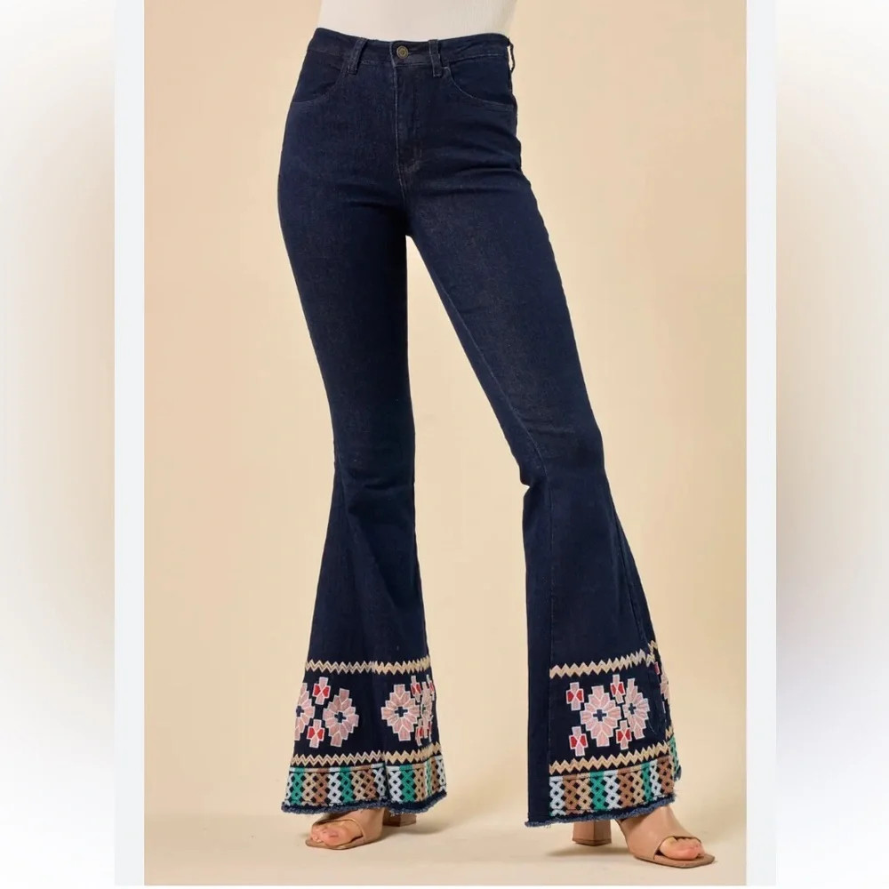 Saints & Hearts Bell Tribal Flare Embroidered Jeans Dark wash I25008 | Poshmark