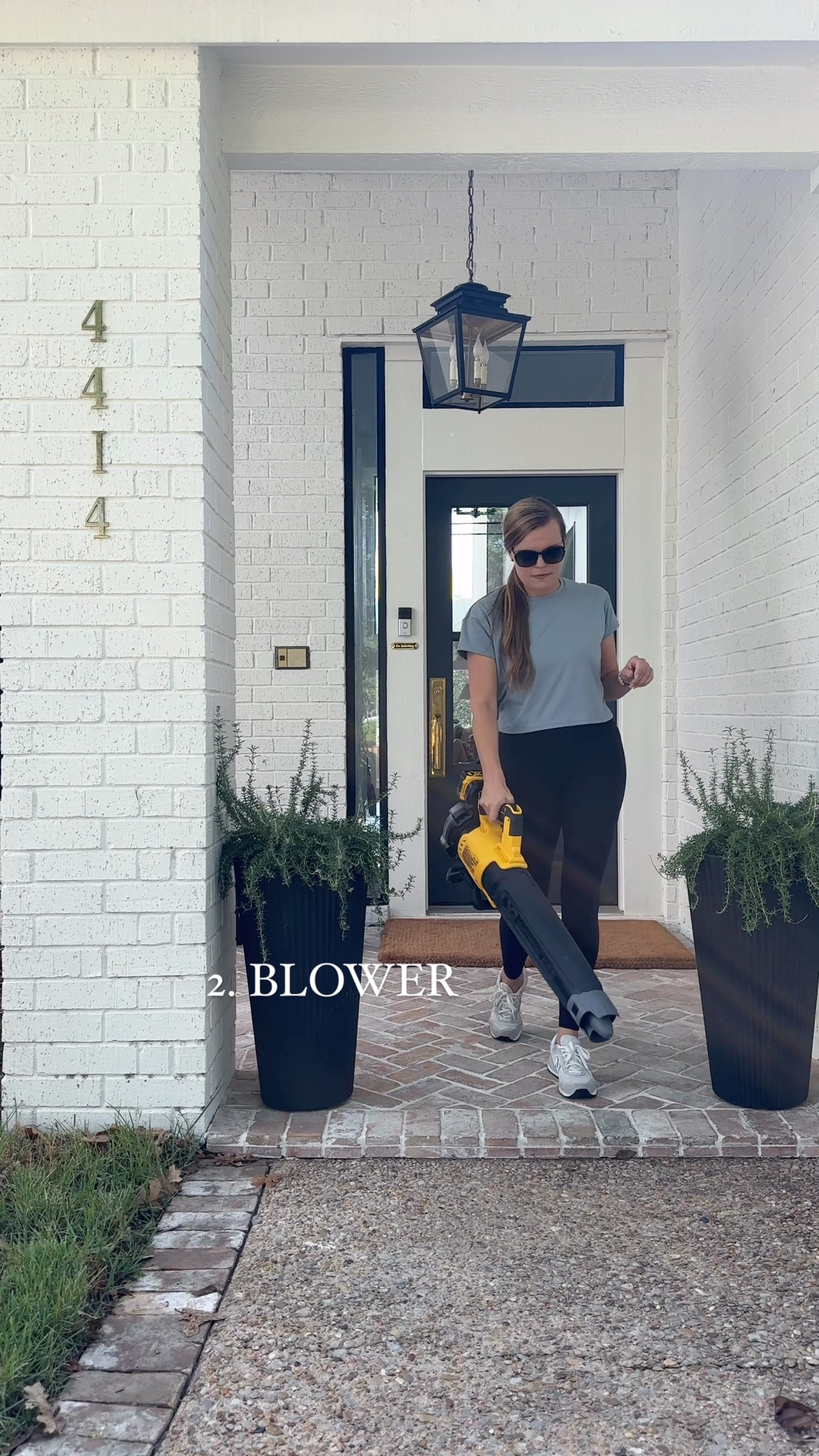 #ad My top 3 most-used cordless power tools: 
👉Drill
💪 Blower
🫶Fan (great for kids’ sports!)

And they all use the same batteries! 🙌 

I’ve been using them so much as we finish out our porches… They definitely help make DIY easy. Get yours at the @HomeDepot.
#TheHomeDepotPartner #TheHomeDepot 


#LTKHome