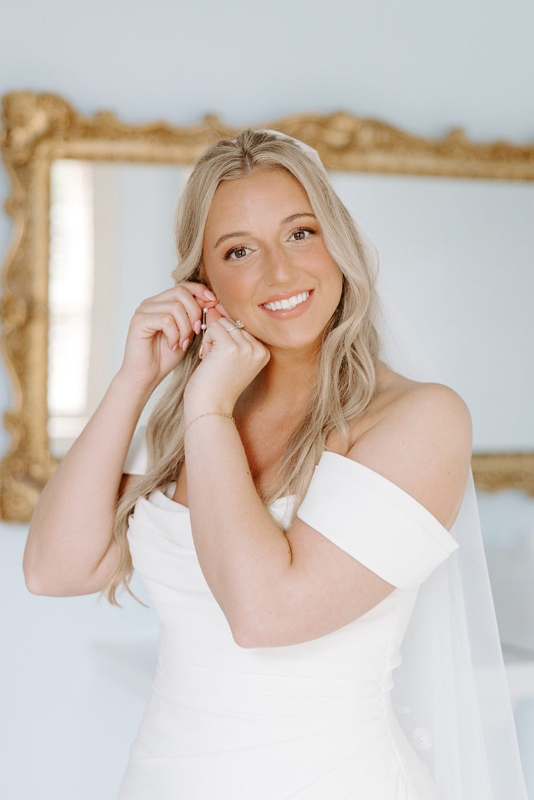 Natural, summer, bronzey bridal makeup 

#LTKStyleTip #LTKWedding #LTKBeauty