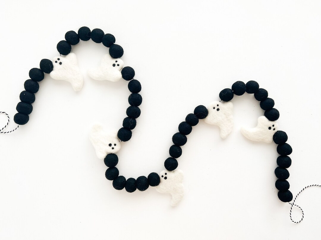 White Ghost Felt Ball Garland, Bunting, Banner - Halloween - READY TO SHIP!! | Etsy (US)