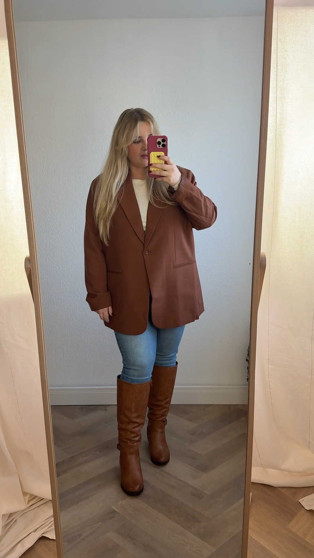 Denim Stiefel Look 🖤

#stiefel #jeans #weitschaftstiefel #blazer #denim #winterlook 

#LTKstyletip #LTKjeans #LTKplussize