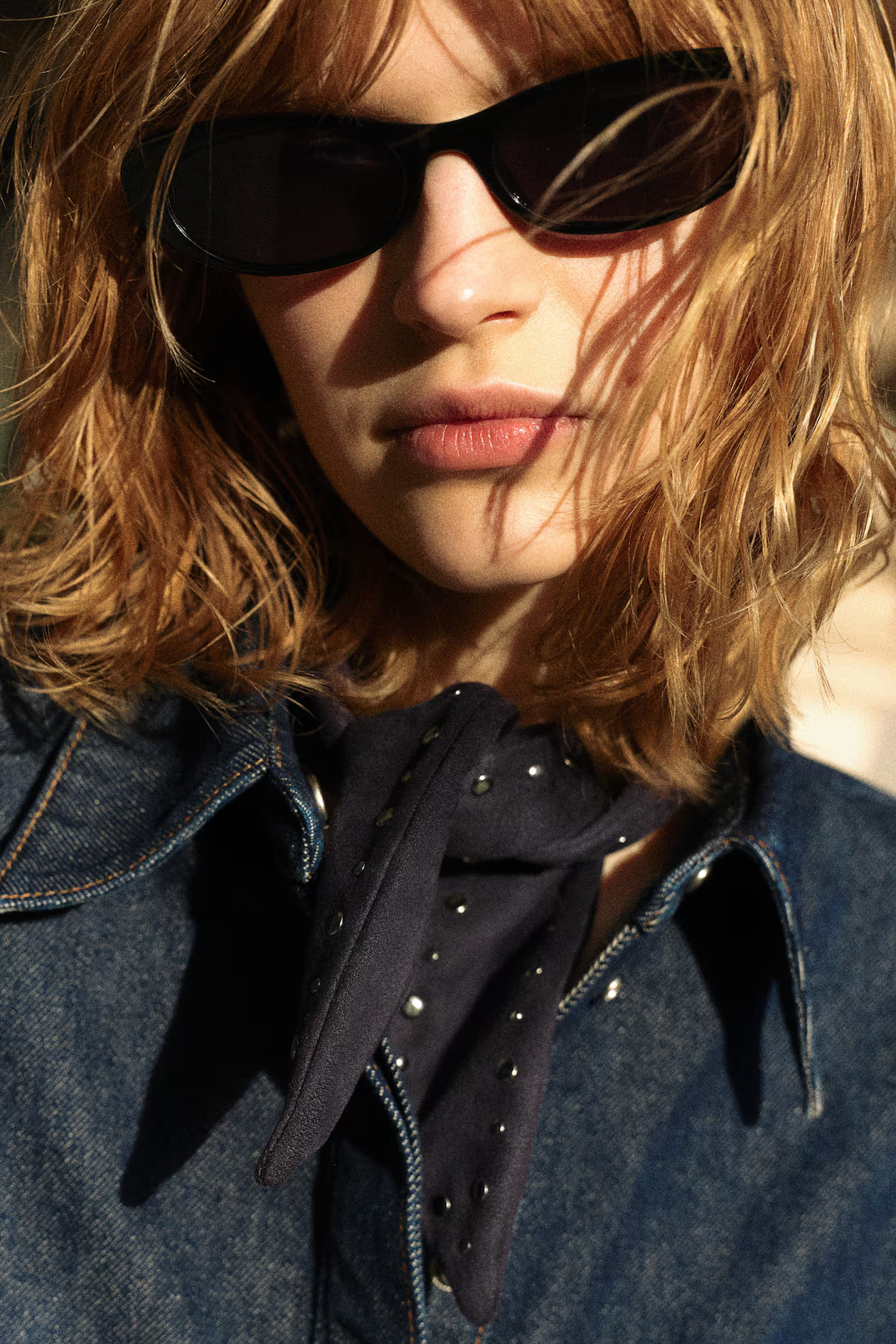 Studded scarf | H&M (UK, MY, IN, SG, PH, TW, HK)