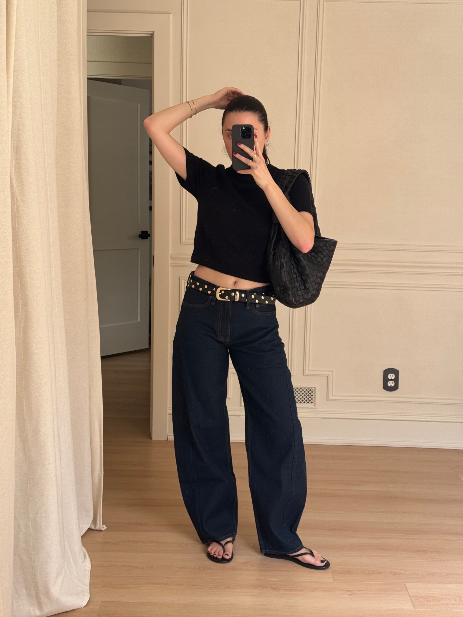 ‼️ABERCROMBIE SALE INFO ‼️ 👇🏼

30-50% off jeans
20% off almost everything else
stackable 15% off with code DENIMAF

i’m wearing a 25 long in the jeans and im 5’5! i also got an xxs in the cashmere top but id actually recommend your true size instead of sizing down :)

#abercrombie #abercrombiesale #abercrombiejeans #barreljeans #fulllengthbarreljeans 

#LTKSaleAlert #LTKStyleTip #LTKFindsUnder100