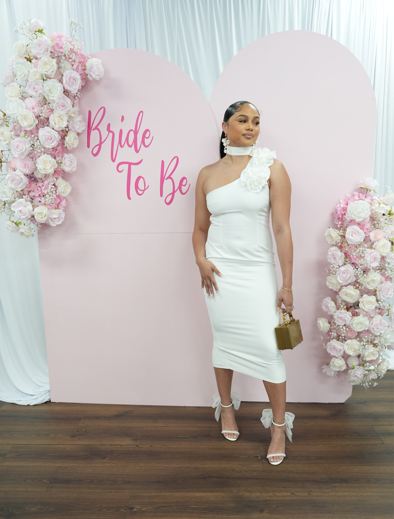 Size 6 Bridal Dress
Bridal shoes size 8


#LTKWedding #LTKShoeCrush #LTKStyleTip