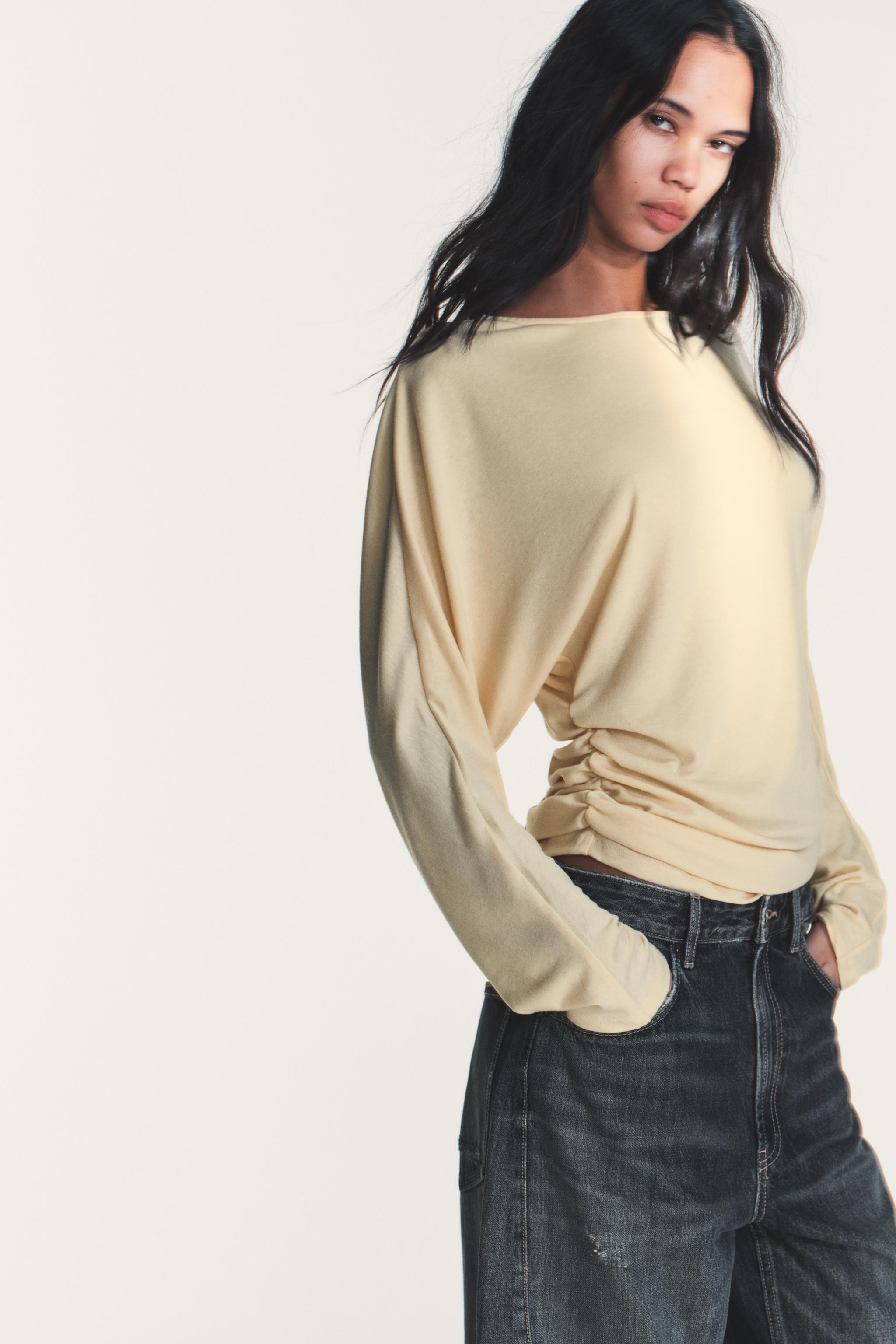 SIDE DRAPED T-SHIRT | Zara US