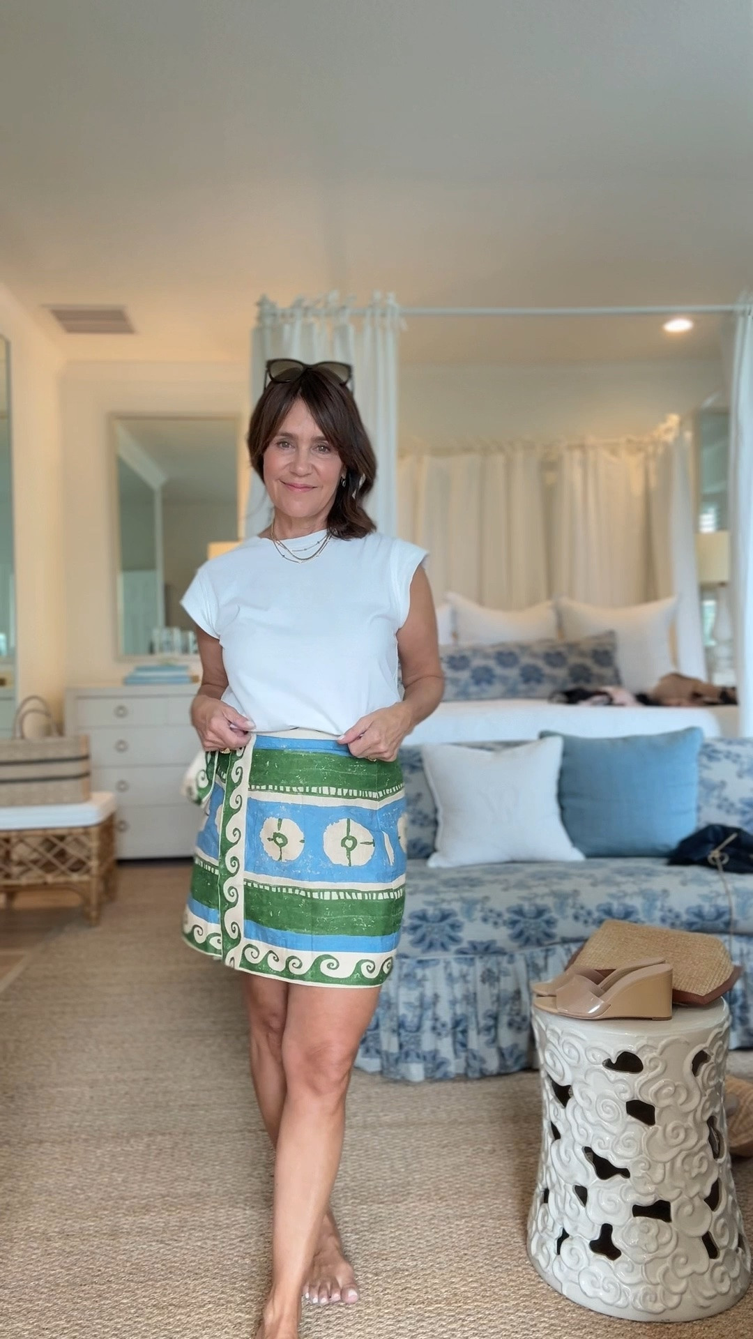 Im headed on vacation soon and just picked up this new skirt! I’m obsessed with the colors! Linking more faves I’m packing for my trip! 

@Tuckernuck #tuckernuckpartner