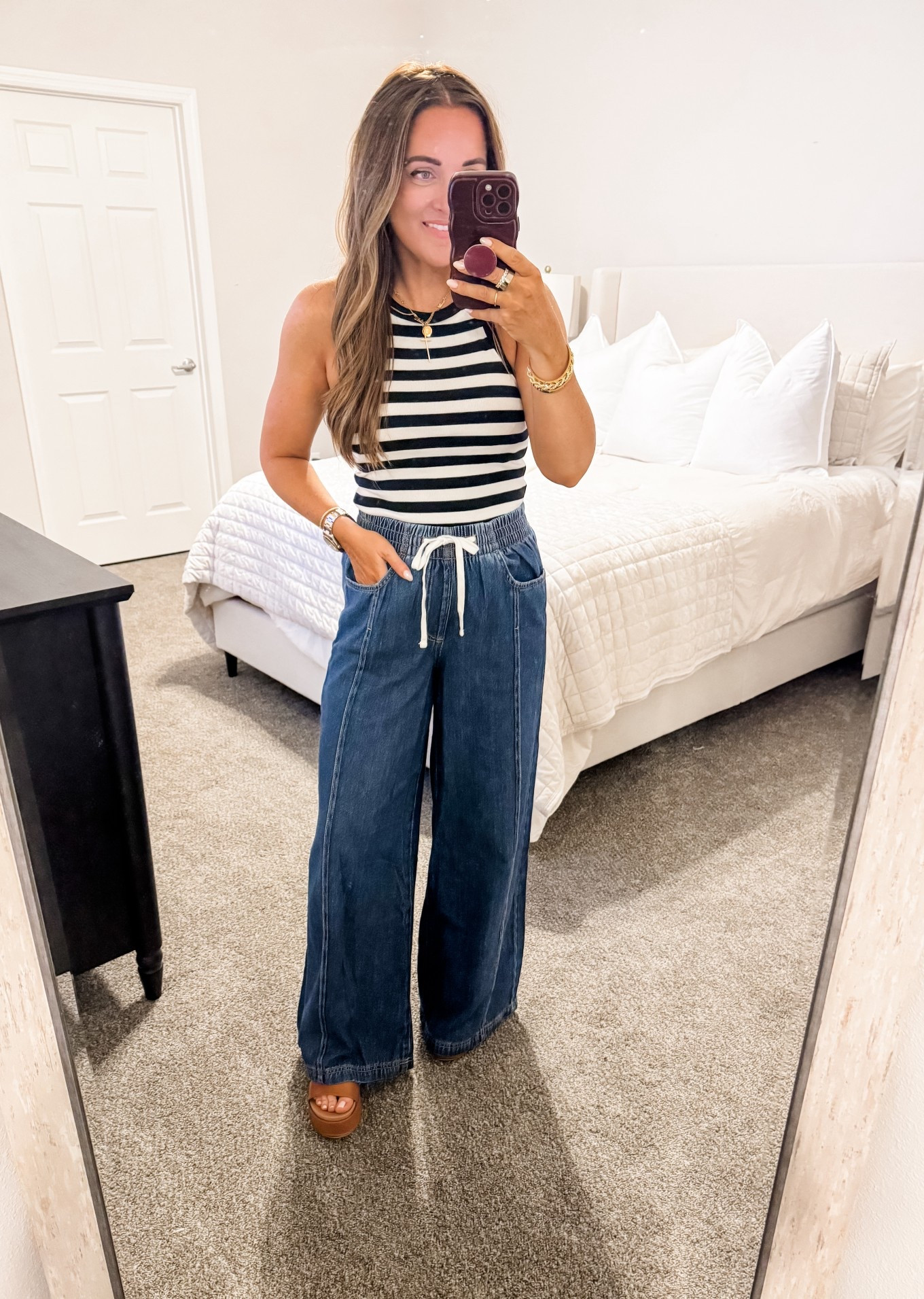 Tank - M, Pants - S (size down if between)
—
Target pants | Wide leg denim | Striped tank | Built in bra | Bra tank | Amazon fashion | Amazon tank top | Black and white | Stripes 