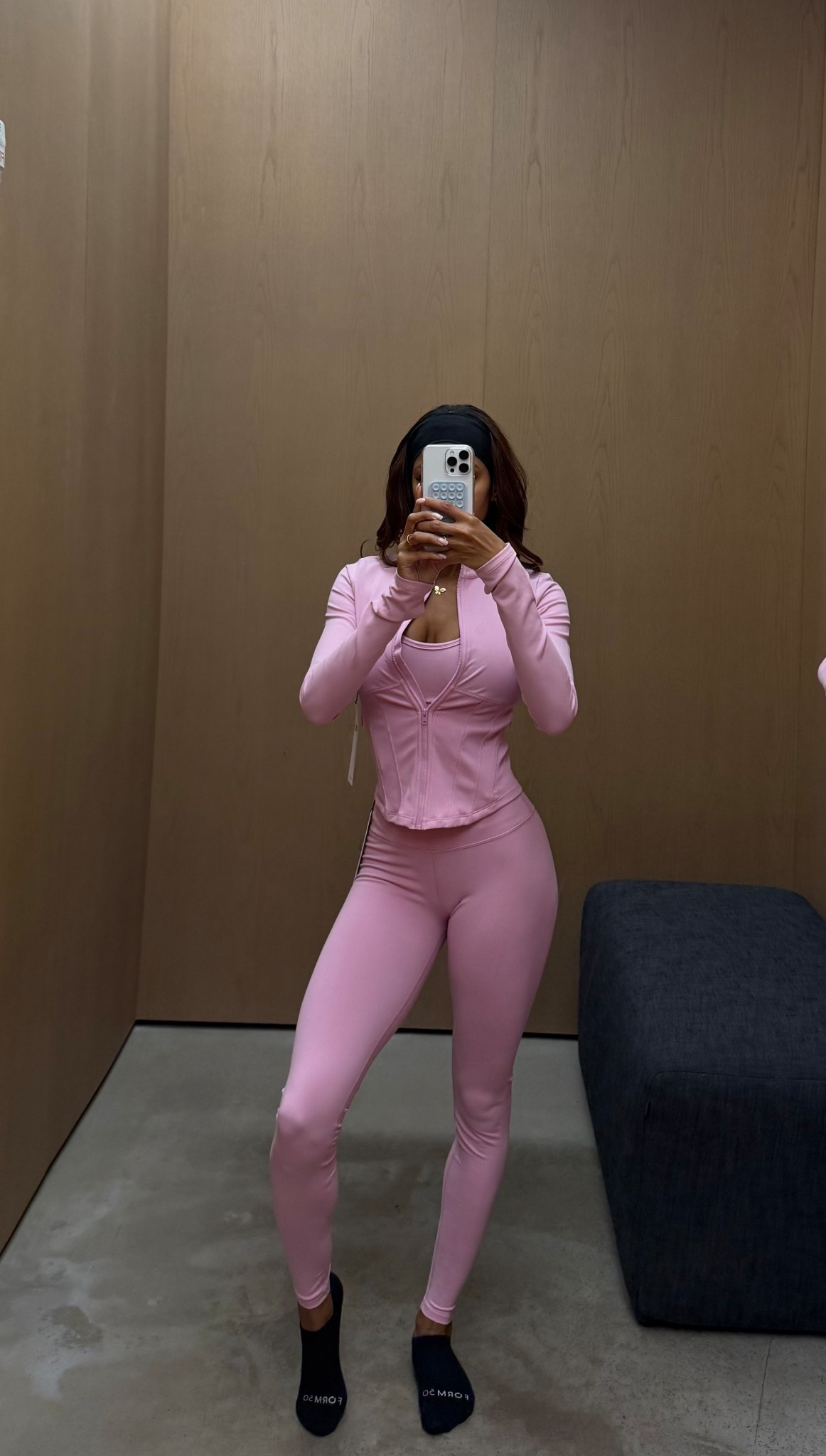 Wearing a size XS in the jacket & leggings! Size Small in the bra 💕 

#LTKActive #LTKValentine #LTKfitnessgoals