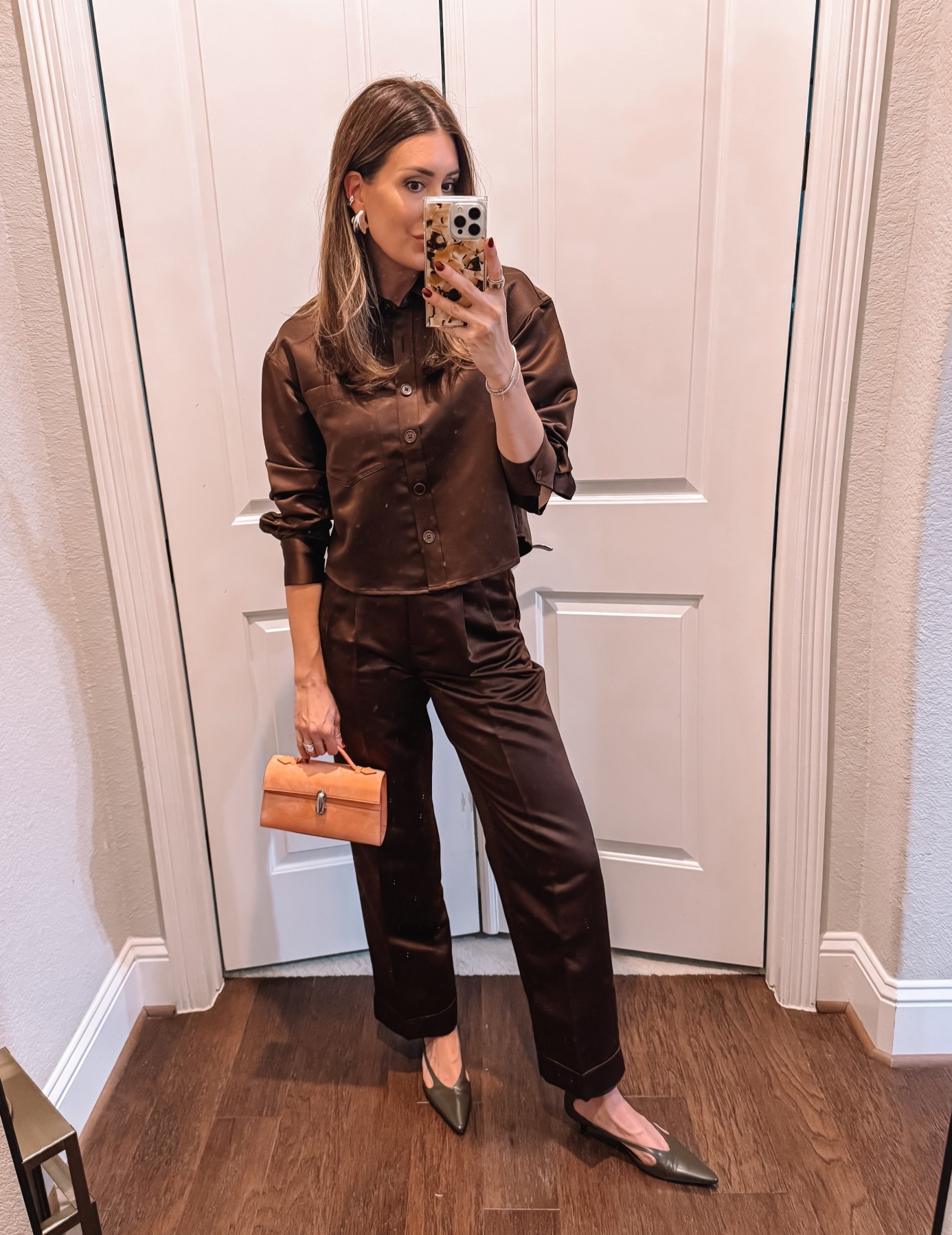 My outfit is on sale 30% off! Top is size small and pants are size 2 

#LTKSaleAlert #LTKShoeCrush #LTKSeasonal