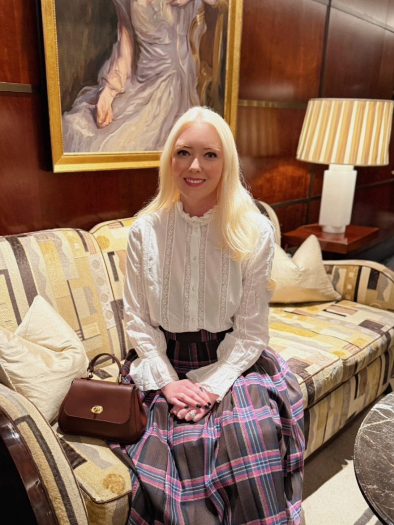 Happy Tartan Tuesday! Wearing some beautiful new pieces including an unusual tartan pleated skirt featuring brown & purple 🤎💜🤎

Lise White Lace Blouse - Sezane (last chance!) 

Josephine Tartan Pleated Skirt (take 1 size up) also available in navy & red - Boden

Mini Holly Top Handle Bag in Pecan Brown - Tusting (not on LTK so I’ve added similar styles I would personally wear with this classic British, ladylike / royal style )



#LTKeurope #LTKuk #LTKautumn