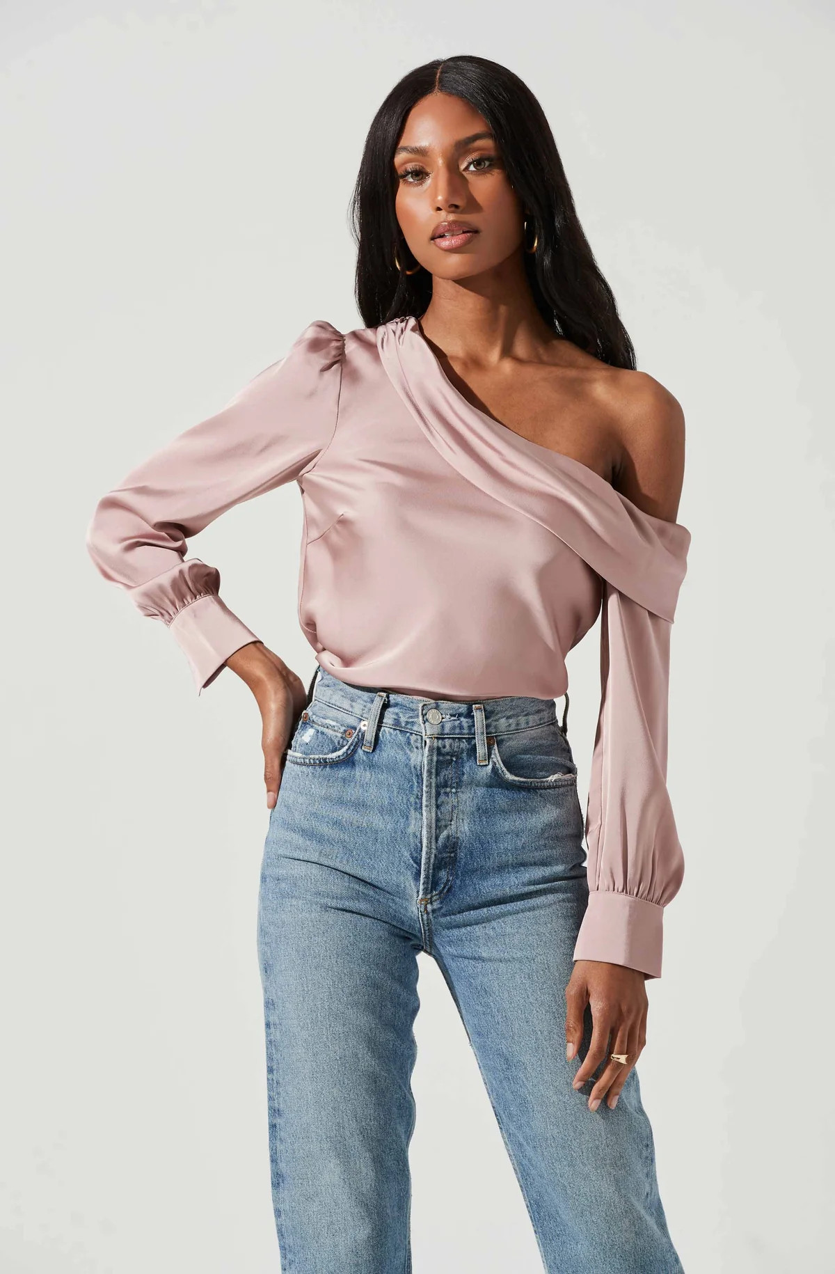 Ellen Draped Off Shoulder Long Sleeve Top | ASTR The Label (US)