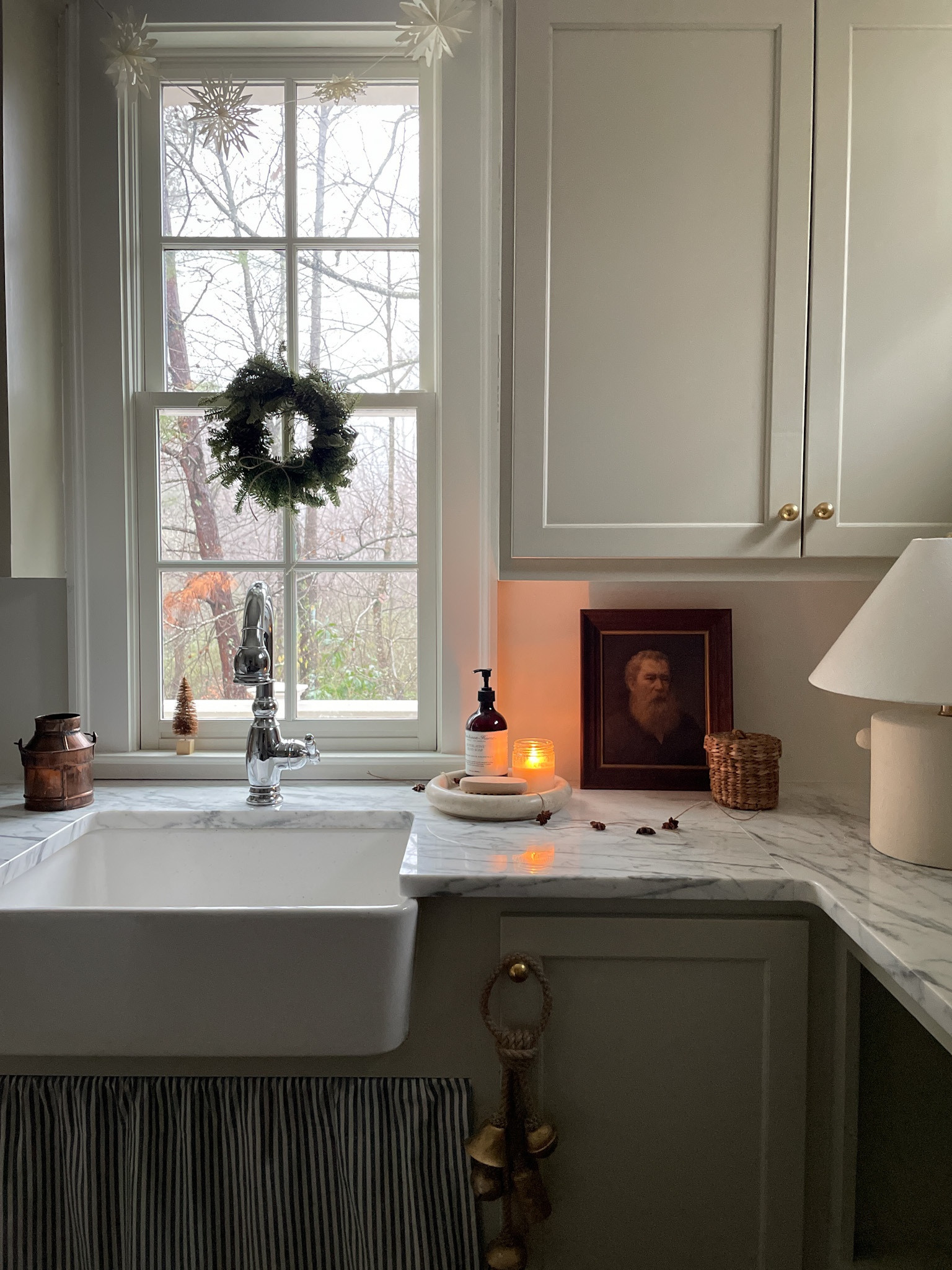 Laundry room, Christmas laundry room decor, star anise garland, garland 

#LTKHoliday #LTKhome #LTKSeasonal