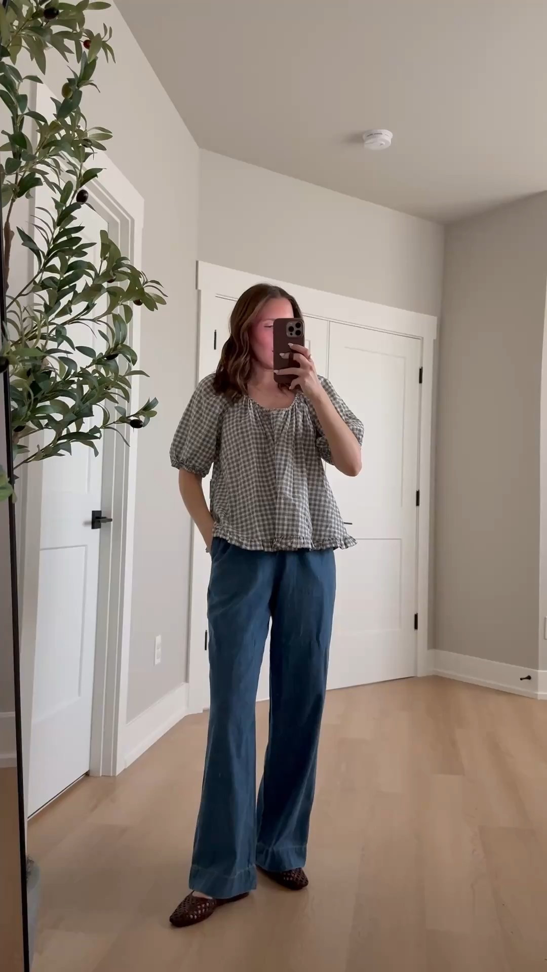 Teacher outfit idea🍎 this cute little gingham top has the sweetest ruffle and looks just as cute tucked in! These pull on pants are a closet staple! So comfy!
Wearing a small top (need xs) and xs pants 

Target style, teacher outfit, classroom style, teacher outfit idea 

#LTKstyletip

#LTKootd #LTKWorkwear #LTKSeasonal