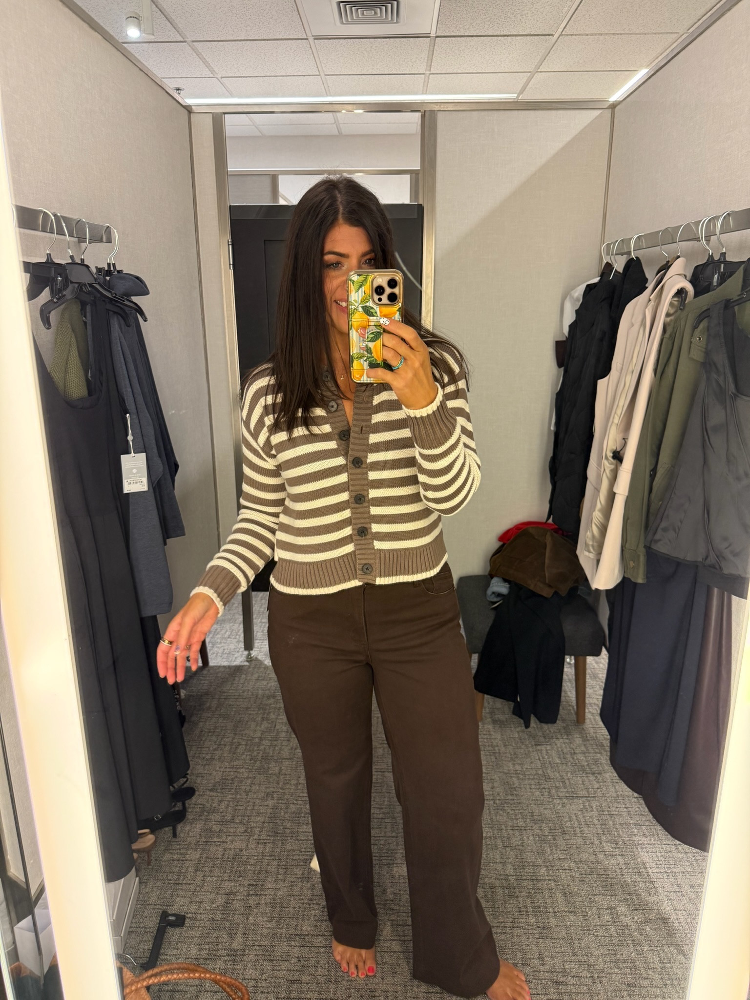 This outfit is perfection!! 

Nordstrom Sale finds 🤍 Wearing a size 8/M in the tops and bottoms. Size 29 in all of the jeans, except the Levi’s (I sized up to a 30).

Nordstrom Sale, Nordstrom Anniversary Sale, workwear, midsize fashion, midsize fall outfits, easy outfit ideas, fall outfit inspiration, OOTD, casual style, office outfits, denim, wardrobe staples

#LTKSaleAlert #LTKootd #LTKmomlife