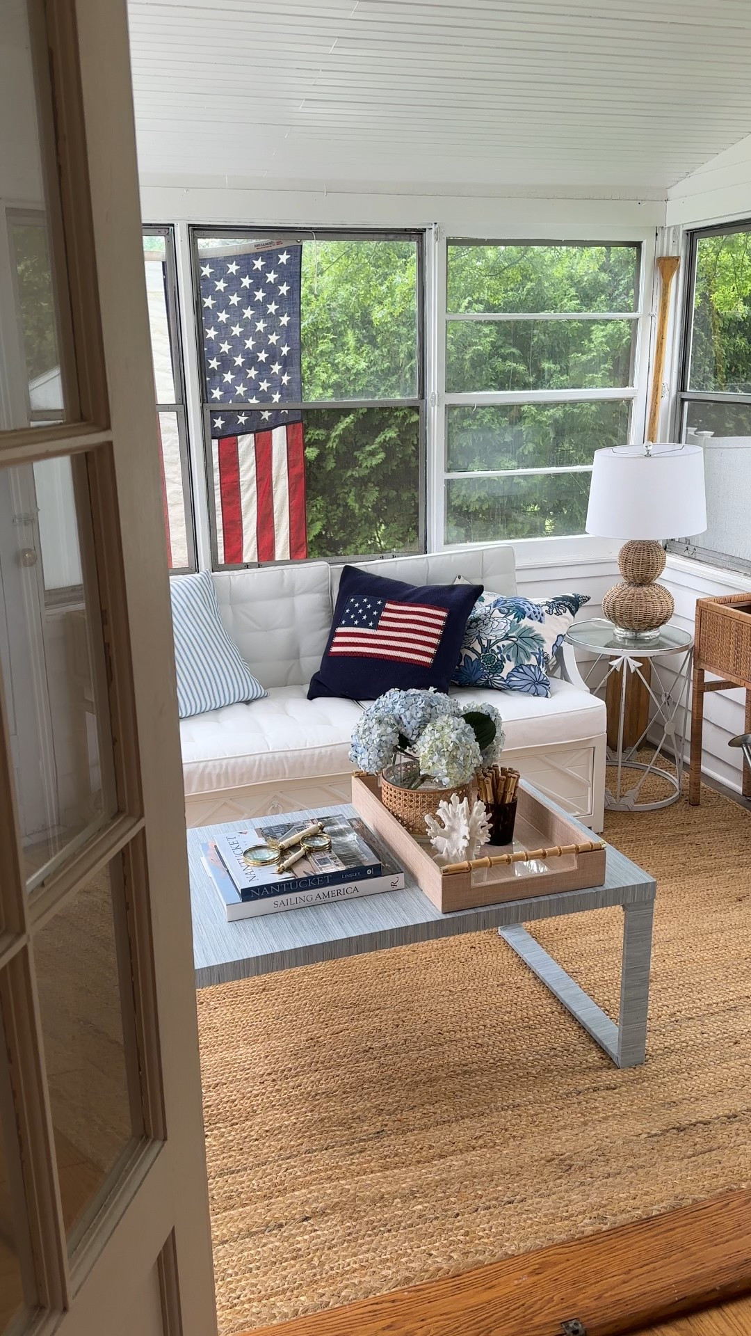 Love screened-in porch season ❤️❤️❤️ linking decor & furnishings

#LTKHome #LTKStyleTip